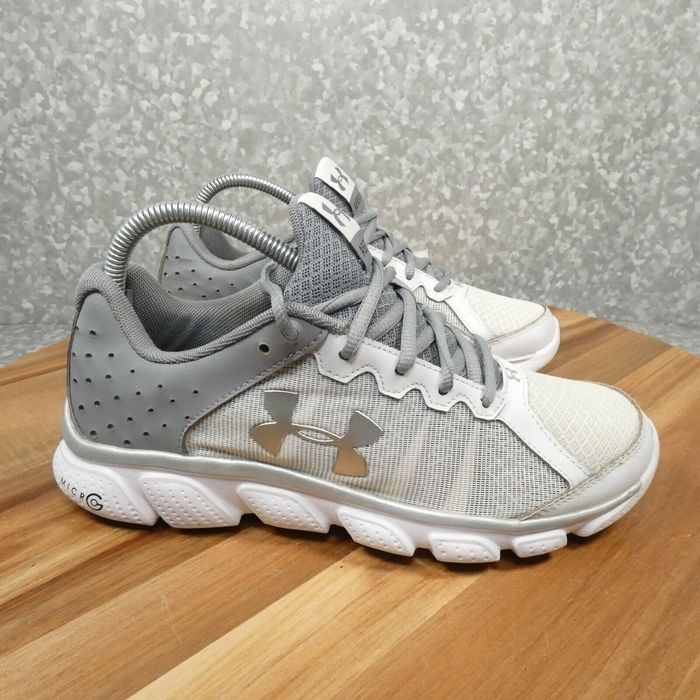 Under Armour Under Armour Micro G Assert 6 Sneakers Womens 8 Gray