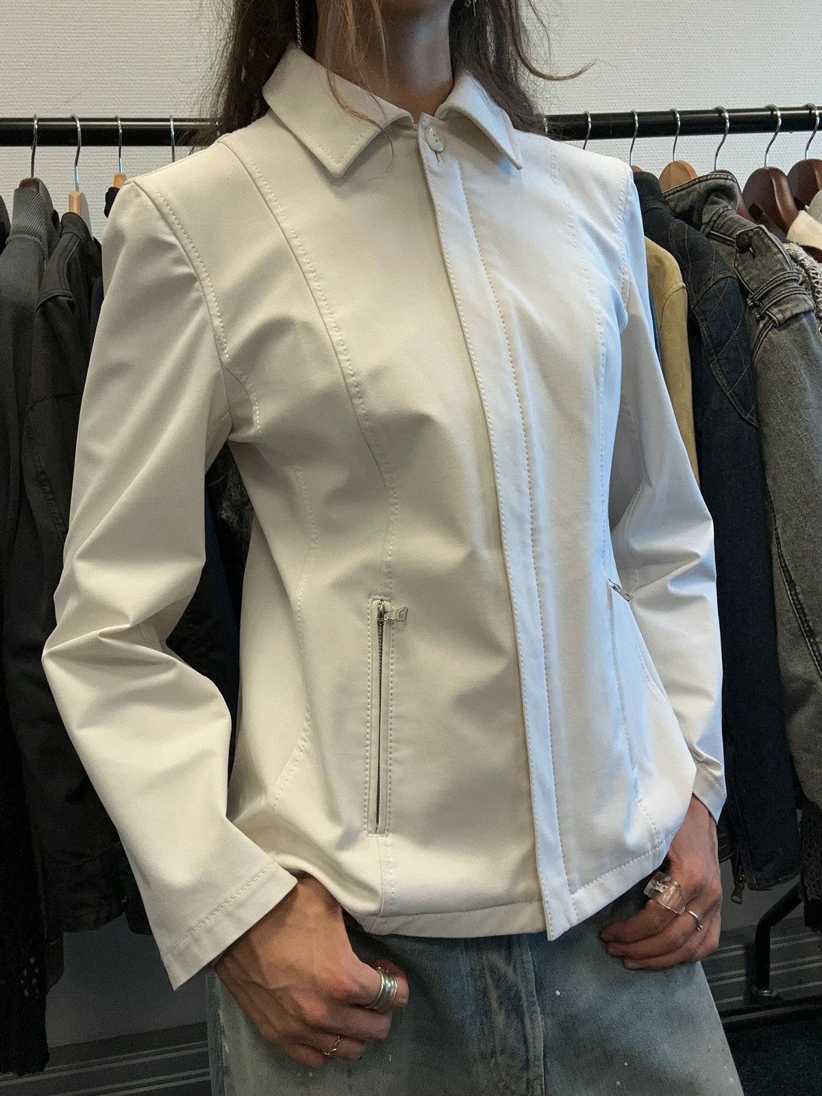 Prada Prada Milano FW1997 White Class Dress Shirt Jacket Size M / US 6-8 / IT 42-44 - 2 Thumbnail
