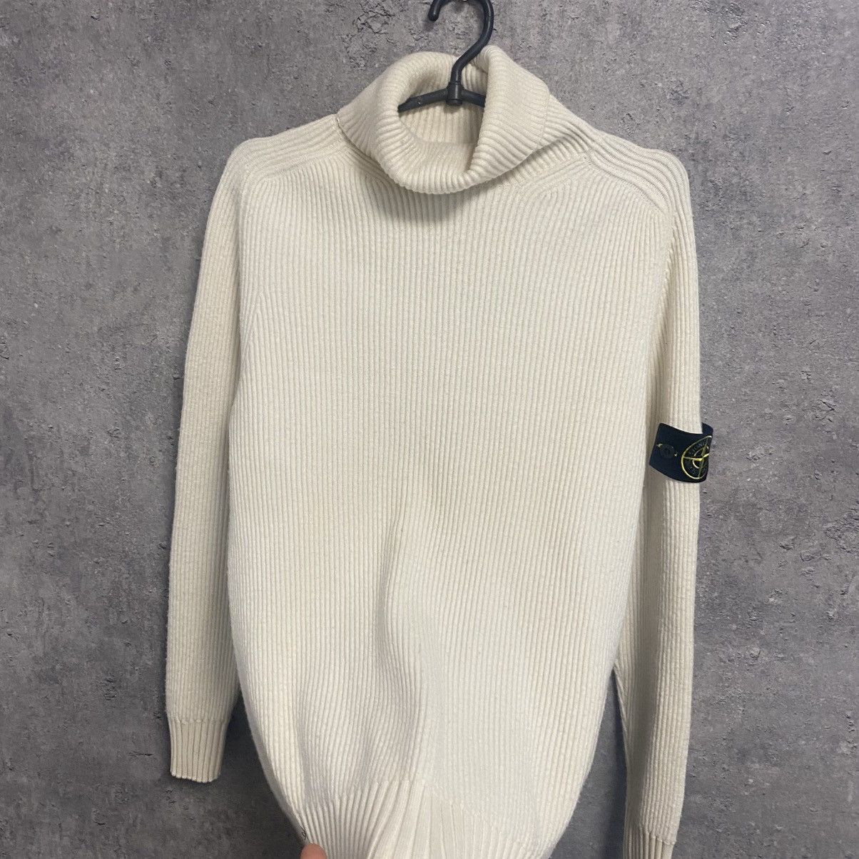 Stone Island Stone Island Turtle Sweater Vintage Size US L / EU 52-54 / 3 - 4 Thumbnail
