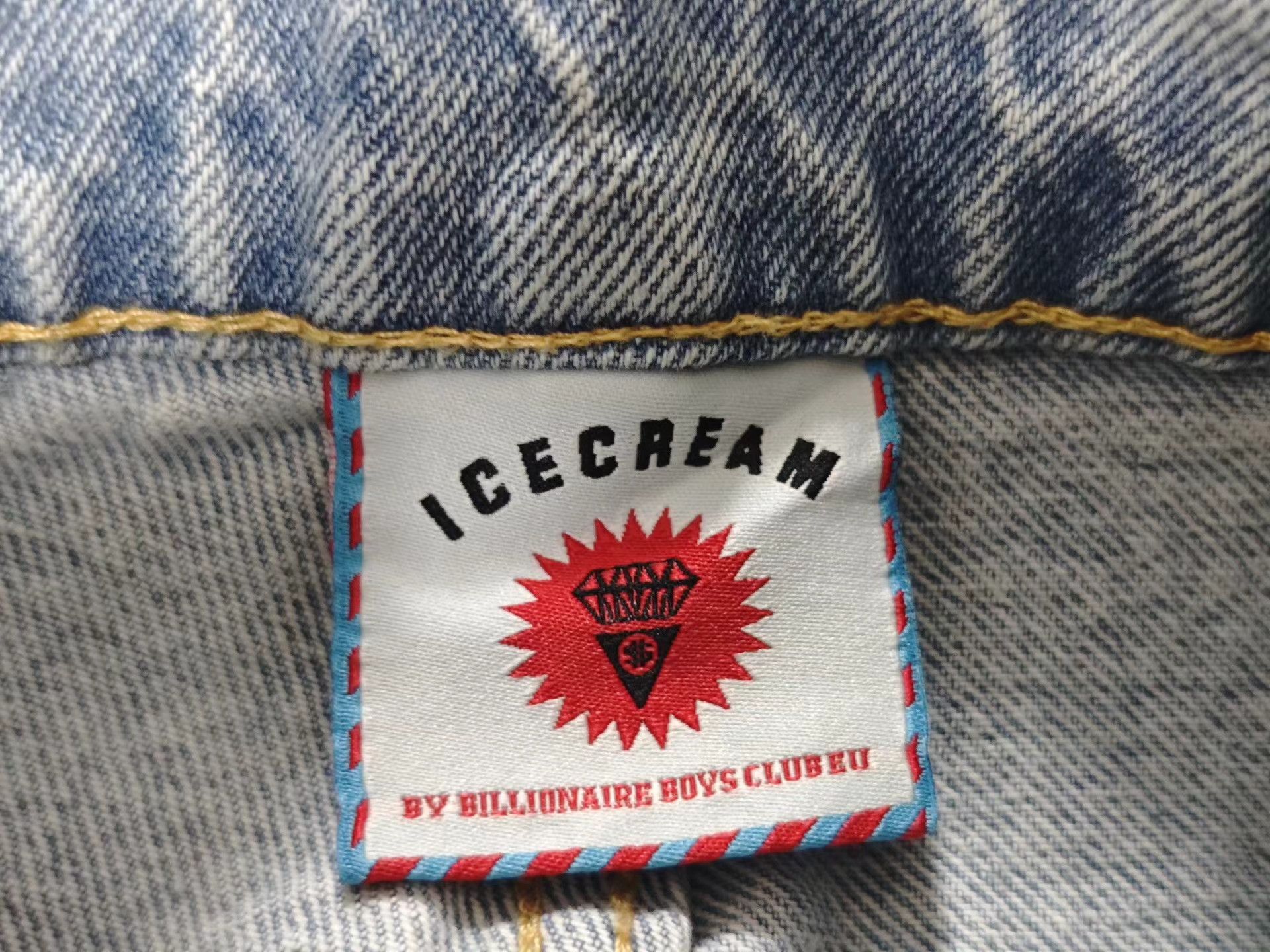 Billionaire Boys Club BILLIONAIRE BOYS CLUB Red Flying Dog Print Jeans Size US 34 / EU 50 - 6 Thumbnail