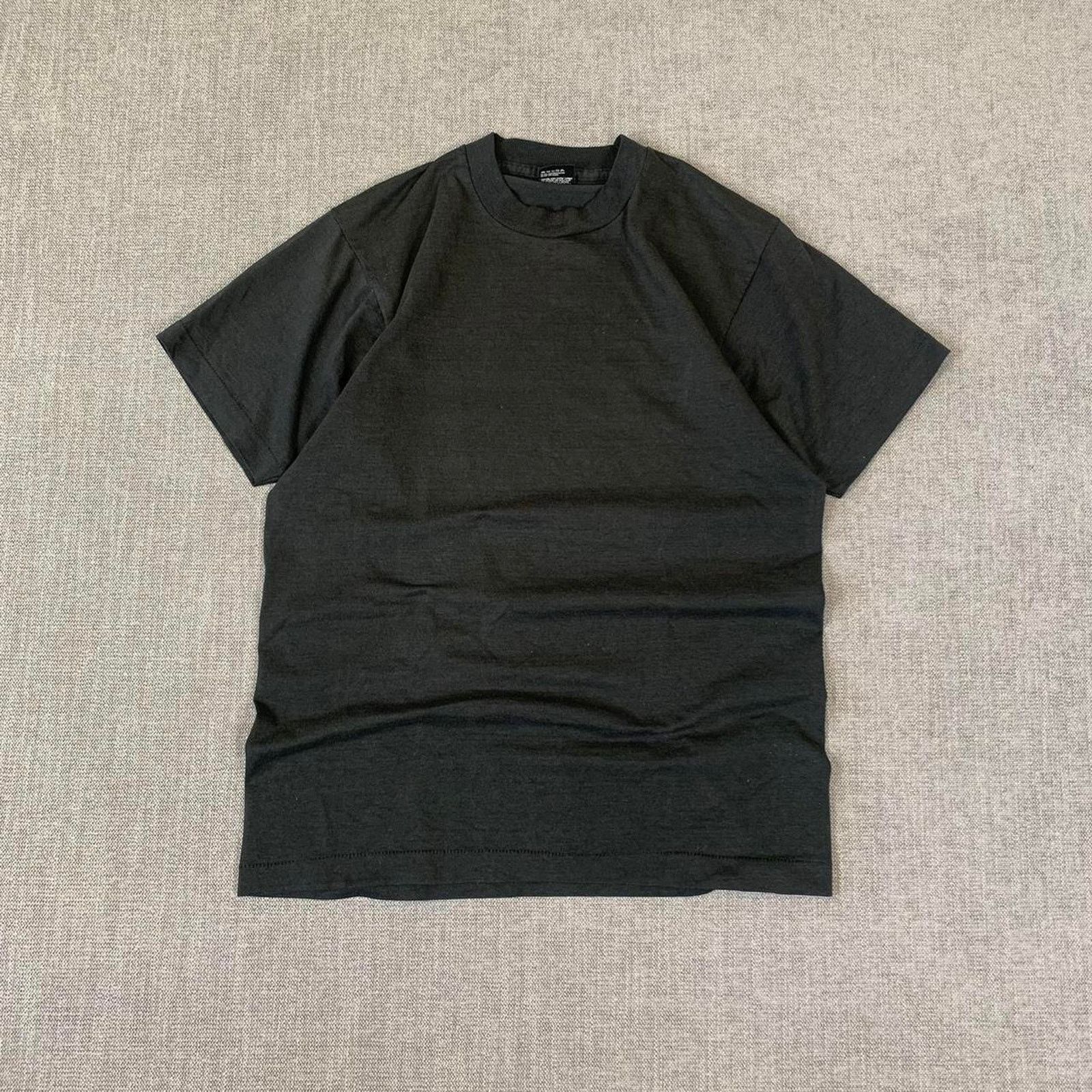 Vintage Vintage I Survived The 50s black t-shirt Size US L / EU 52-54 / 3 - 4 Thumbnail