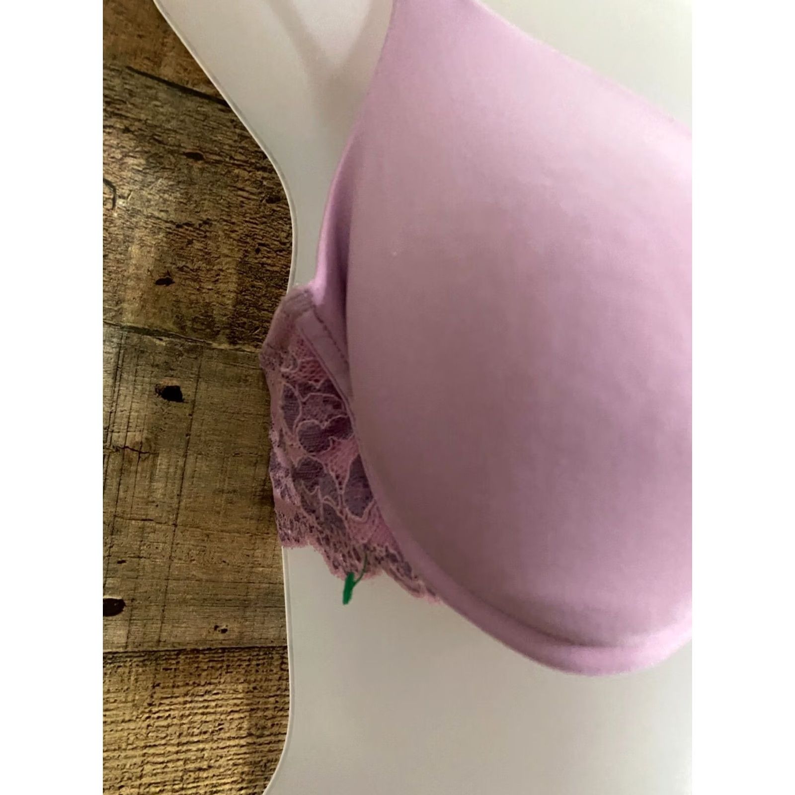 Victoria's Secret Victoria's Secret Angel purple underwire Bra 34D Women Underwire Lightly Lined Solid Purple Men/Women Size ONE SIZE - 2 Thumbnail