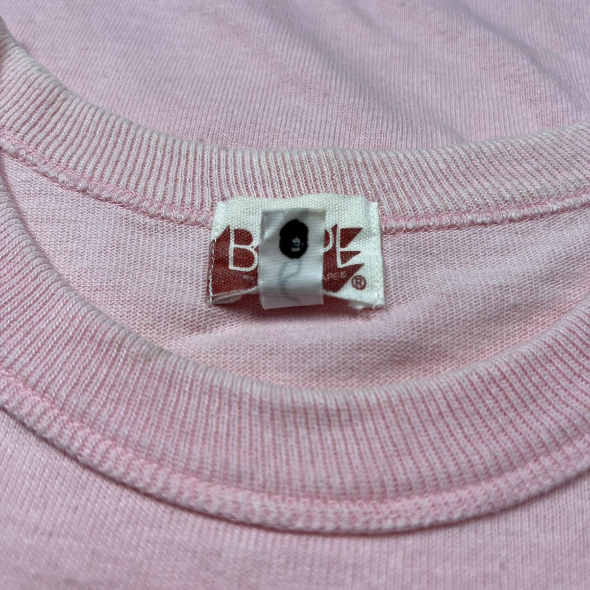 Bape 💸ACCEPT OFFERS💸 Bape Logo T-Shirt Size US M / EU 48-50 / 2 - 7 Thumbnail