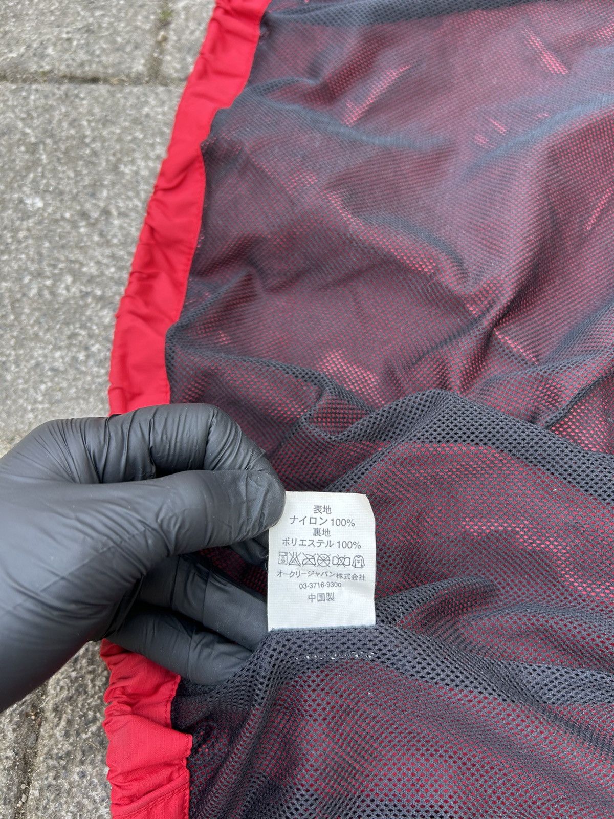 Oakley Oakley Vintage red Hooded Windbreaker Jacket with big Logo Size US S / EU 44-46 / 1 - 9 Thumbnail