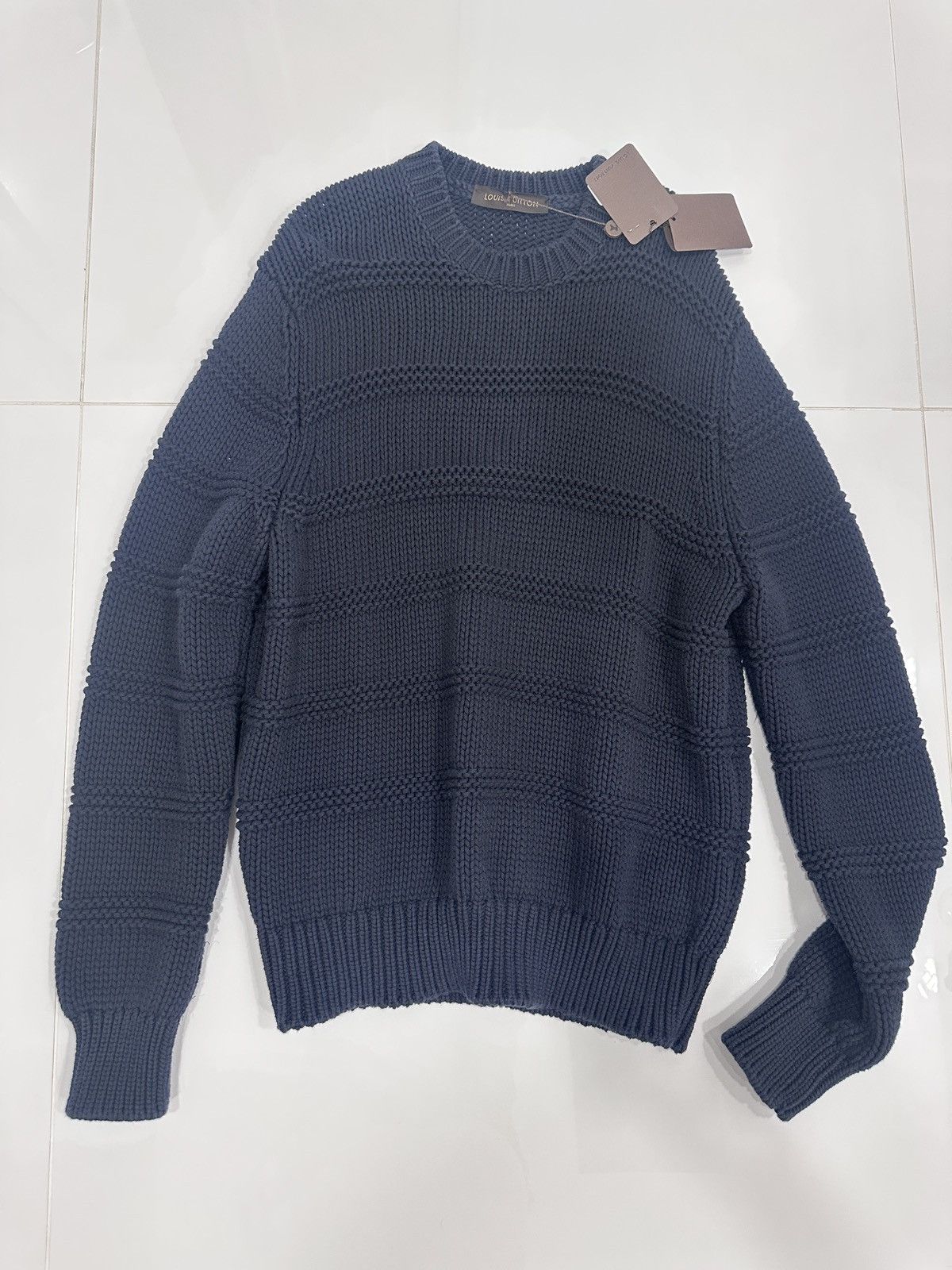Louis Vuitton Louis Vuitton Marine Crew Neck Sweater Navy Large $905Retail Size US L / EU 52-54 / 3 - 1 Thumbnail