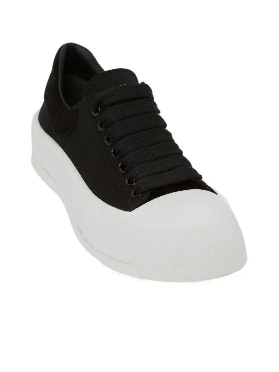 Alexander McQueen o1w1db10925 Deck Lace Up Plimsoll in Black/White Size US 7.5 / IT 37.5 - 2 Thumbnail