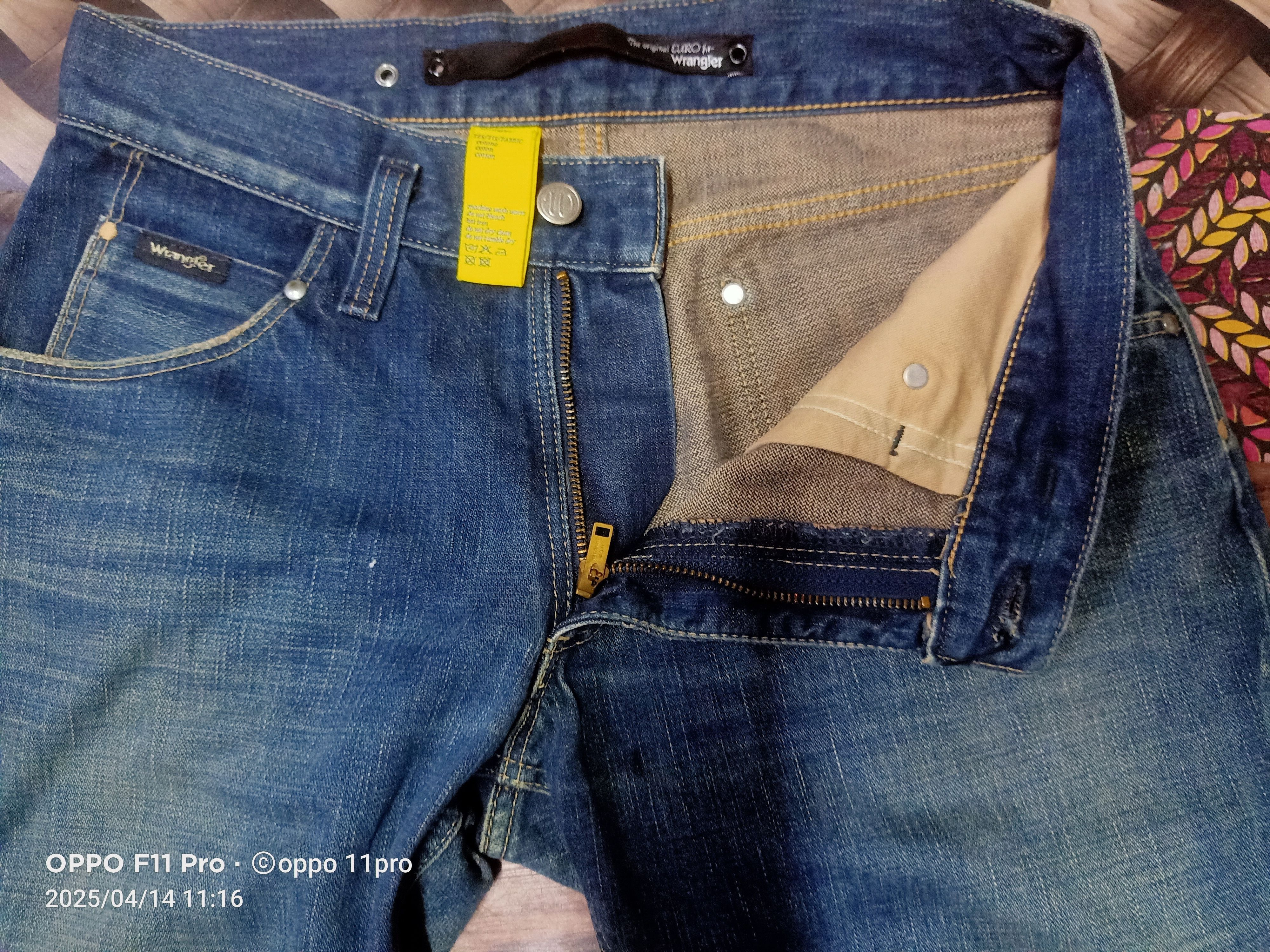 If Six Was Nine × Le Grande Bleu (L.G.B.) × Wrangler Wrangler Vtg Euro Fit Flare Denim Non Selvedge Size US 30 / EU 46 - 12 Thumbnail