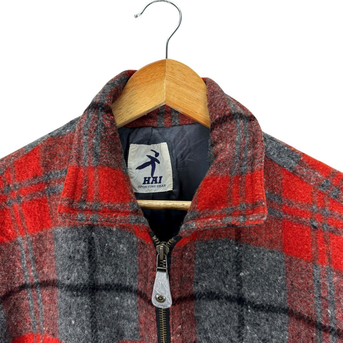 Hai Sporting Gear ☀️HAI SPORTING GEAR IS RED TARTAN JACKET Size M / US 6-8 / IT 42-44 - 6 Thumbnail