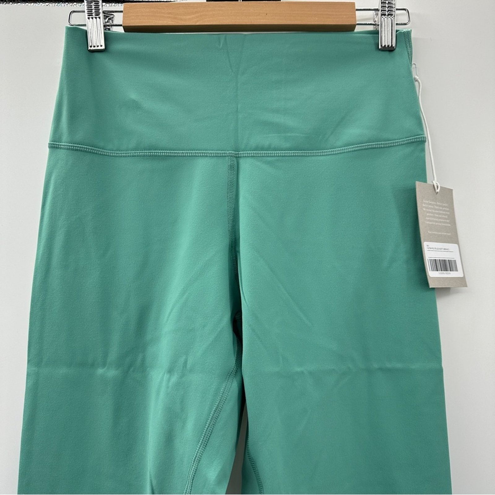 Everlane Everlane The Perform 24/7 Ankle Leggings in Soft Green Size 26" / US 2 / IT 38 - 4 Thumbnail