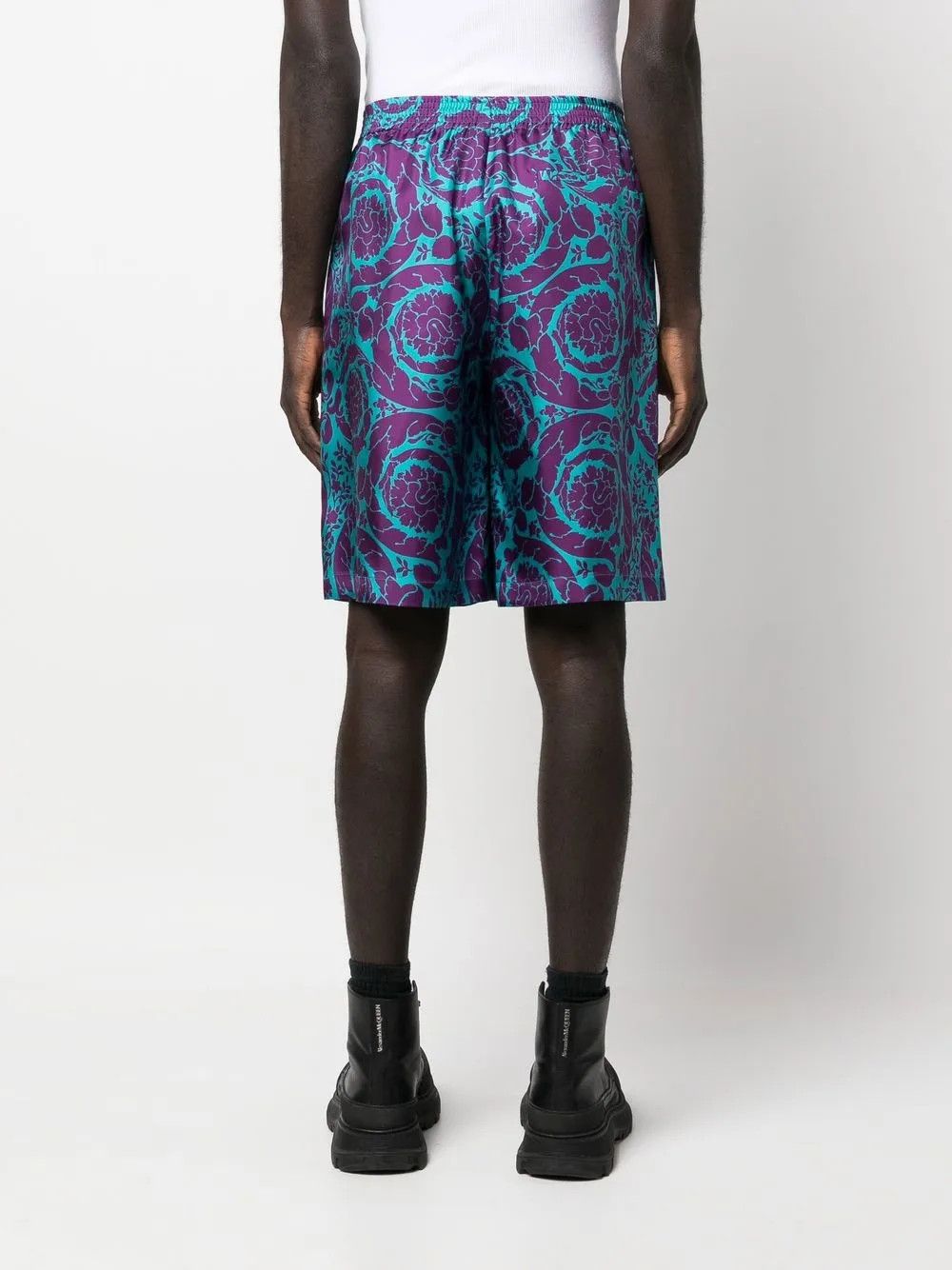 Versace o1y0525 Short in Blue/Purple Size US 34 / EU 50 - 4 Thumbnail