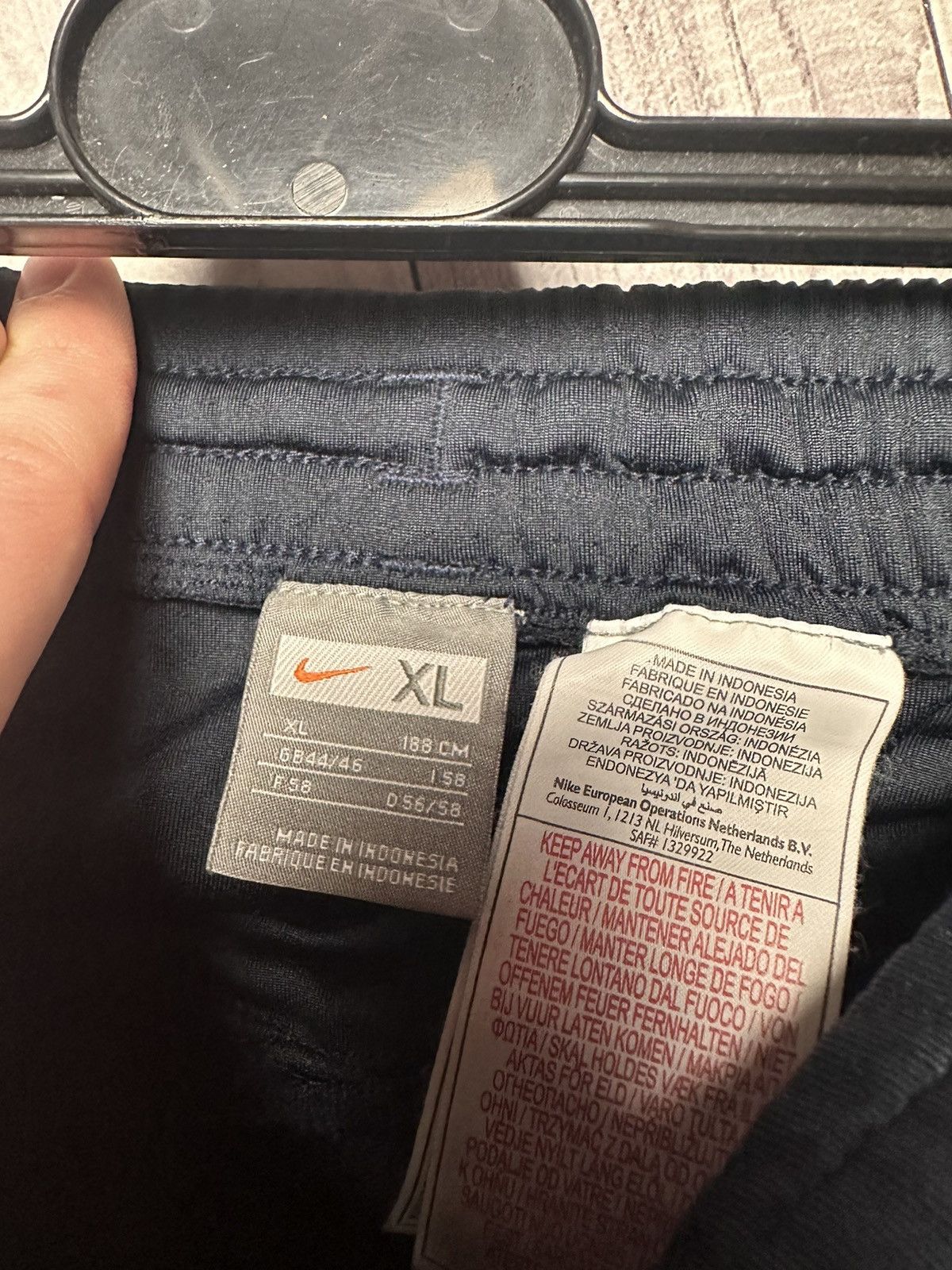 Nike × Vintage Vintage Nike Barcelona soccer joggers pants size XL logo Size US 36 / EU 52 - 4 Thumbnail
