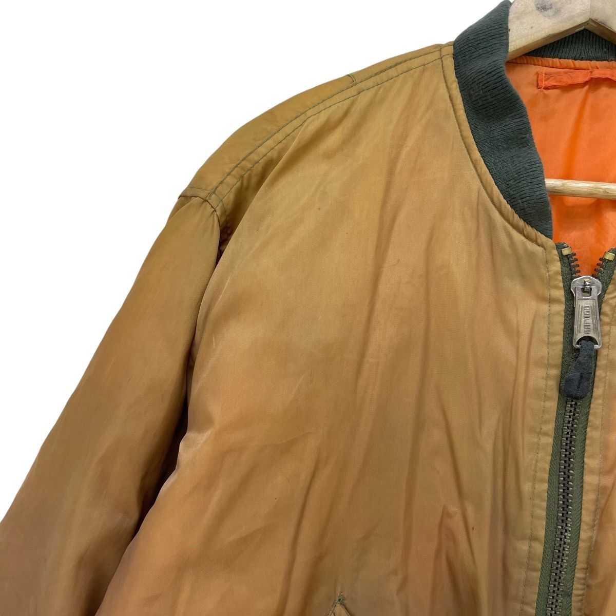 Japanese Brand Vintage Phatom Military Bomber Flight Jacket Ma 1 Size US M / EU 48-50 / 2 - 3 Thumbnail
