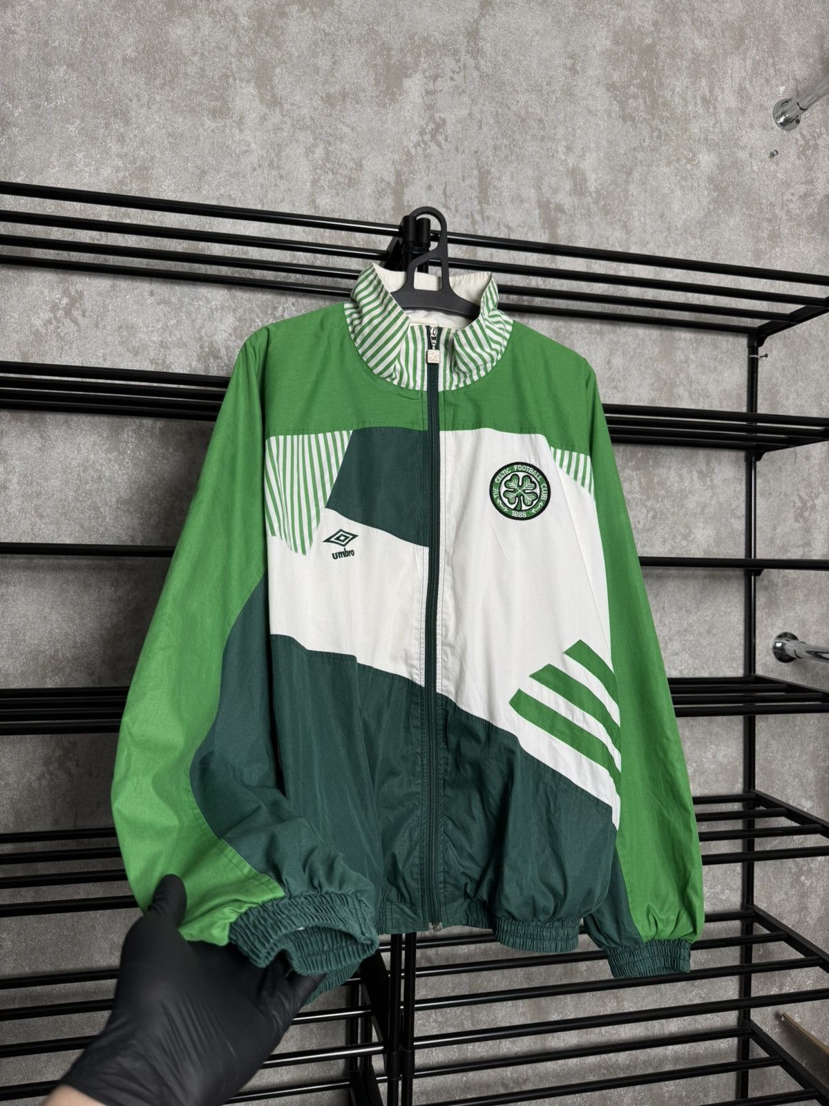 Umbro Celtic 1991 Umbro Walk Out Jacket Size US L / EU 52-54 / 3 - 5 Thumbnail