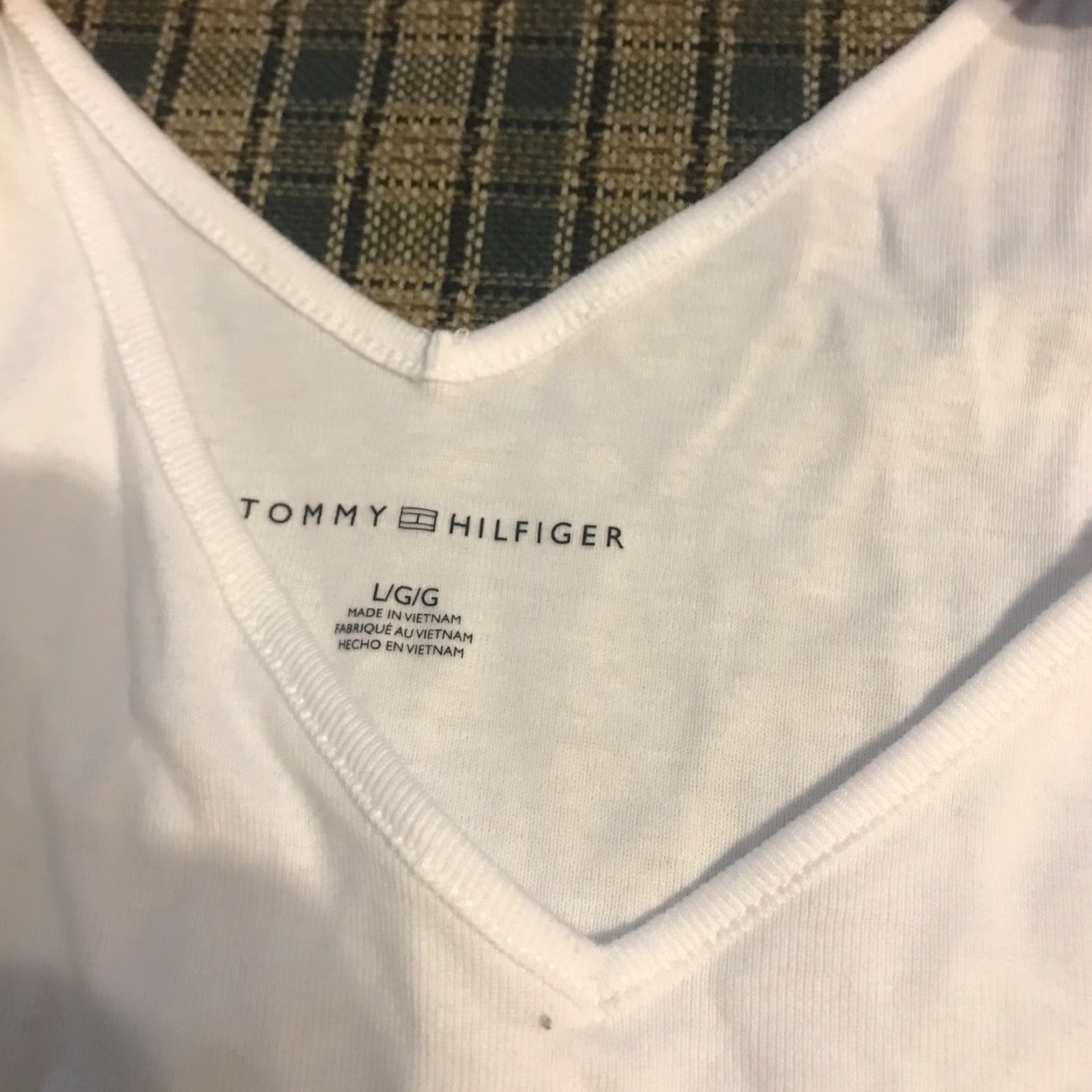 Tommy Hilfiger VINTAGE Tommy Hilfiger Tank Top Womens L Santa Monica White V-Neck Sleeveless 100% Cotton New with Tags Men/Women Not applicable Size L / US 10 / IT 46 - 2 Thumbnail