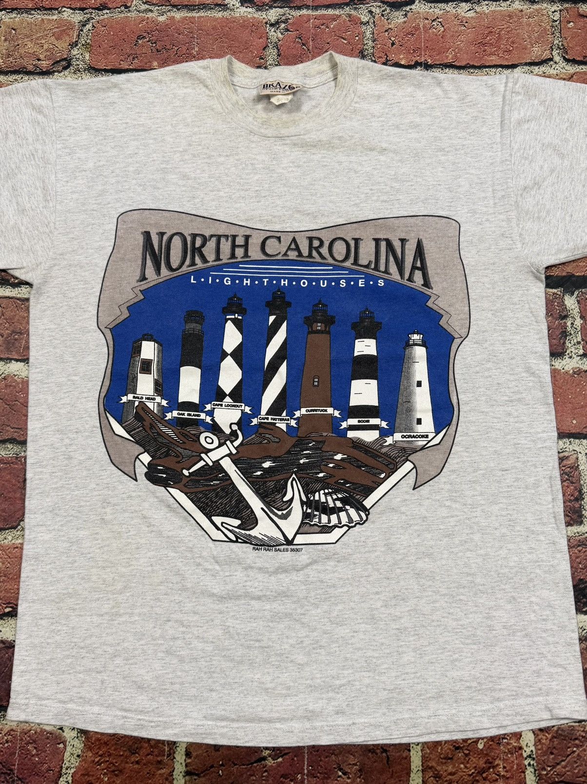 Other Vintage North Carolina Lighthouses Graphic T Shirt Brazos Size US L / EU 52-54 / 3 - 2 Thumbnail
