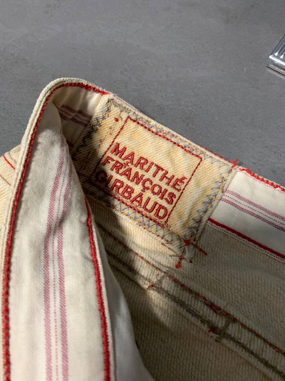 Marithe + Francois Girbaud Marithe Francois Girbaud Beige Denim Size 29 Straight Size US 29 - 8 Thumbnail