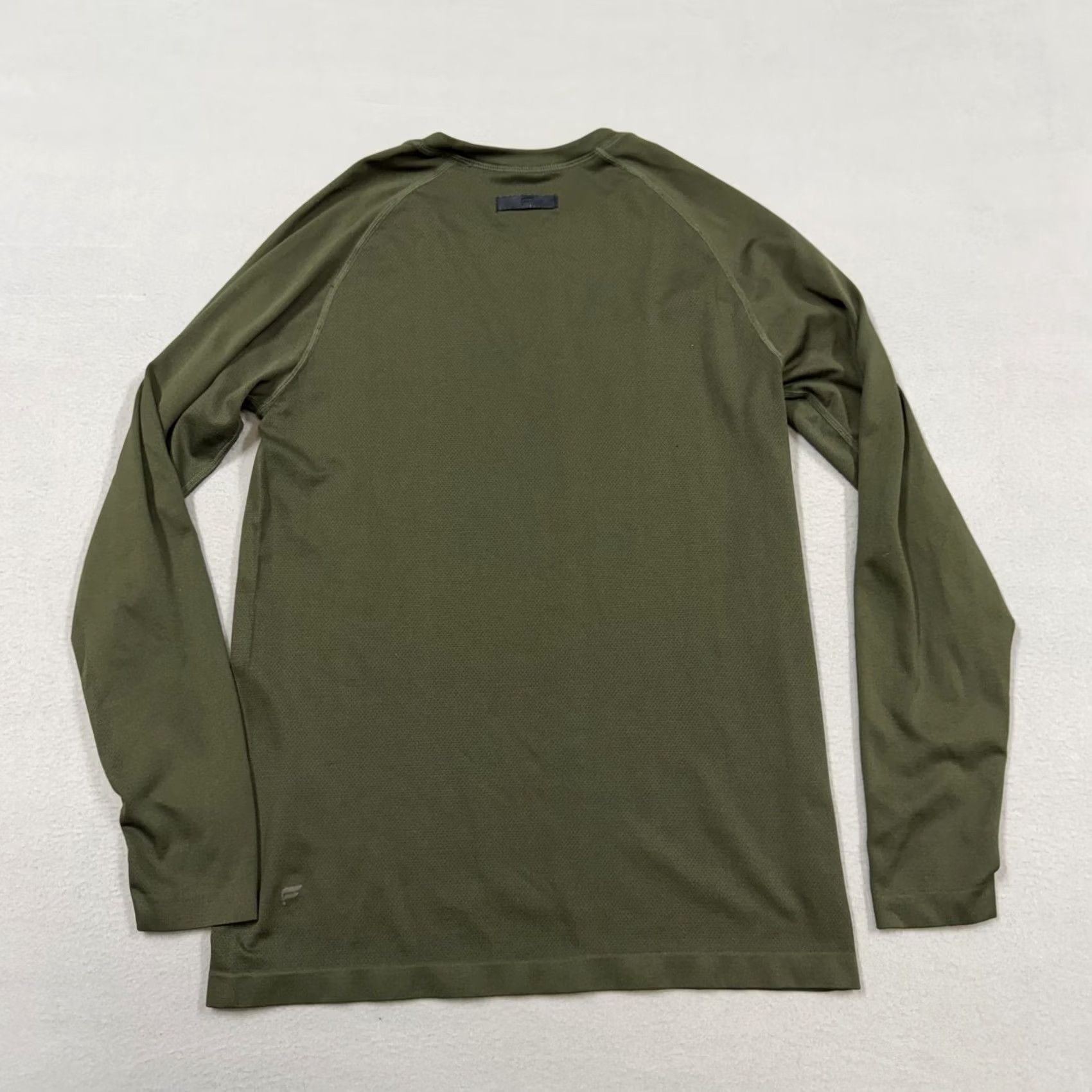 Fabletics Fabletics Shirt Mens M Green Long Raglan Sleeve Running Training Top Size US M / EU 48-50 / 2 - 4 Thumbnail