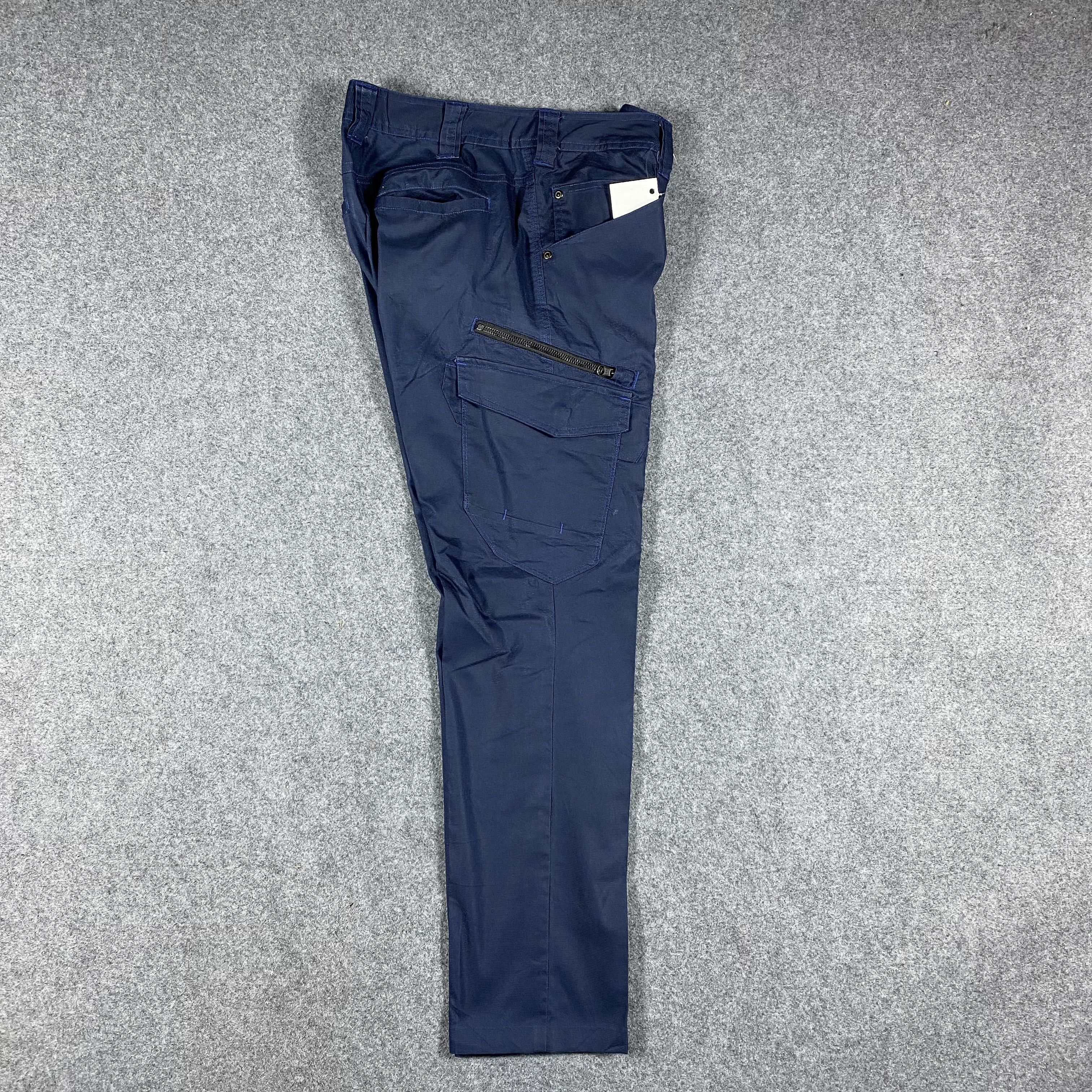 Japanese Brand Japanese Brand The Tough Multipocket Tactical Cargo Pants Size US 28 / EU 44 - 12 Thumbnail