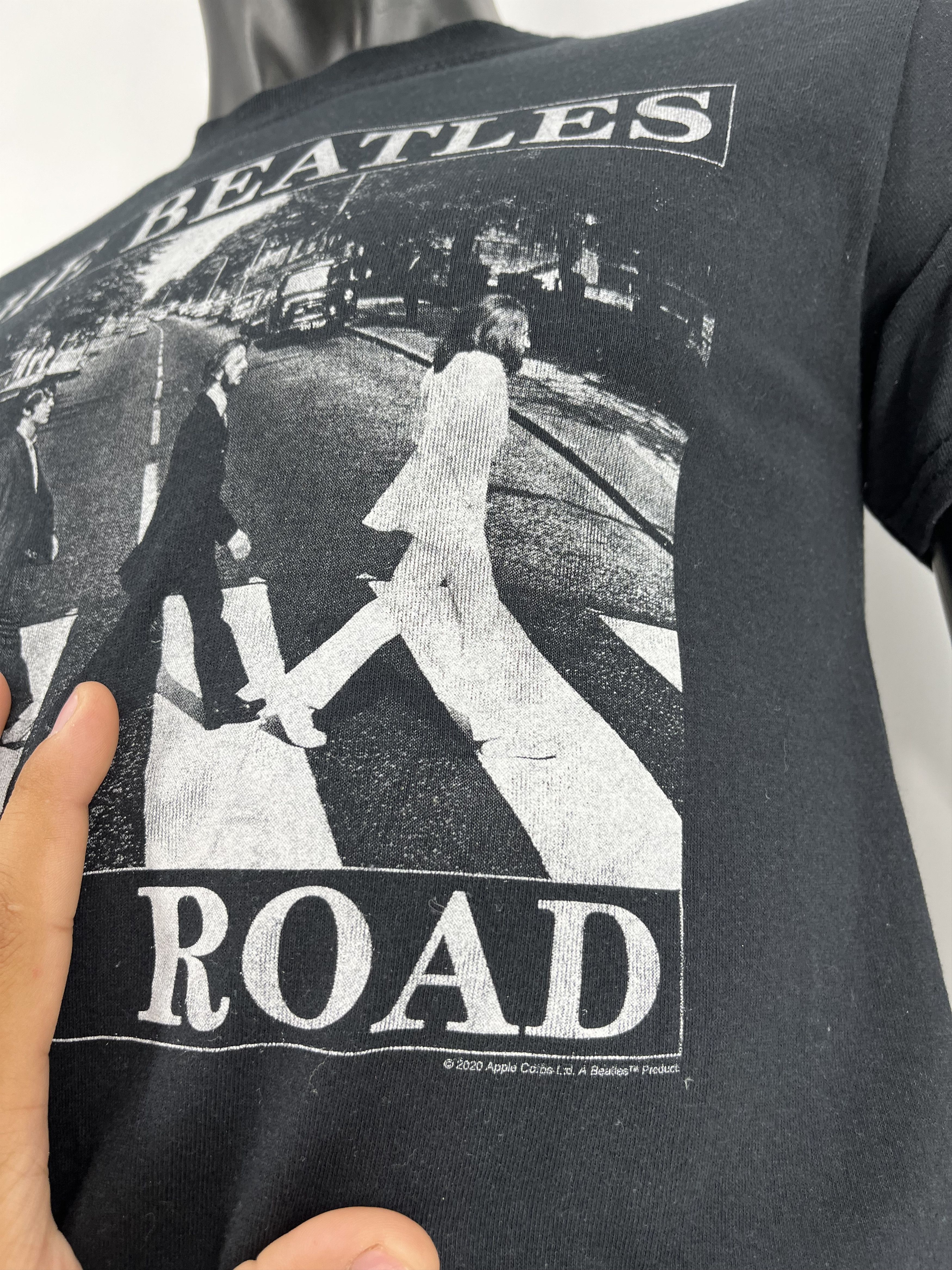Band Tees × Vintage Distressed The Beatles Abbey Road Band Tees Size US S / EU 44-46 / 1 - 6 Thumbnail