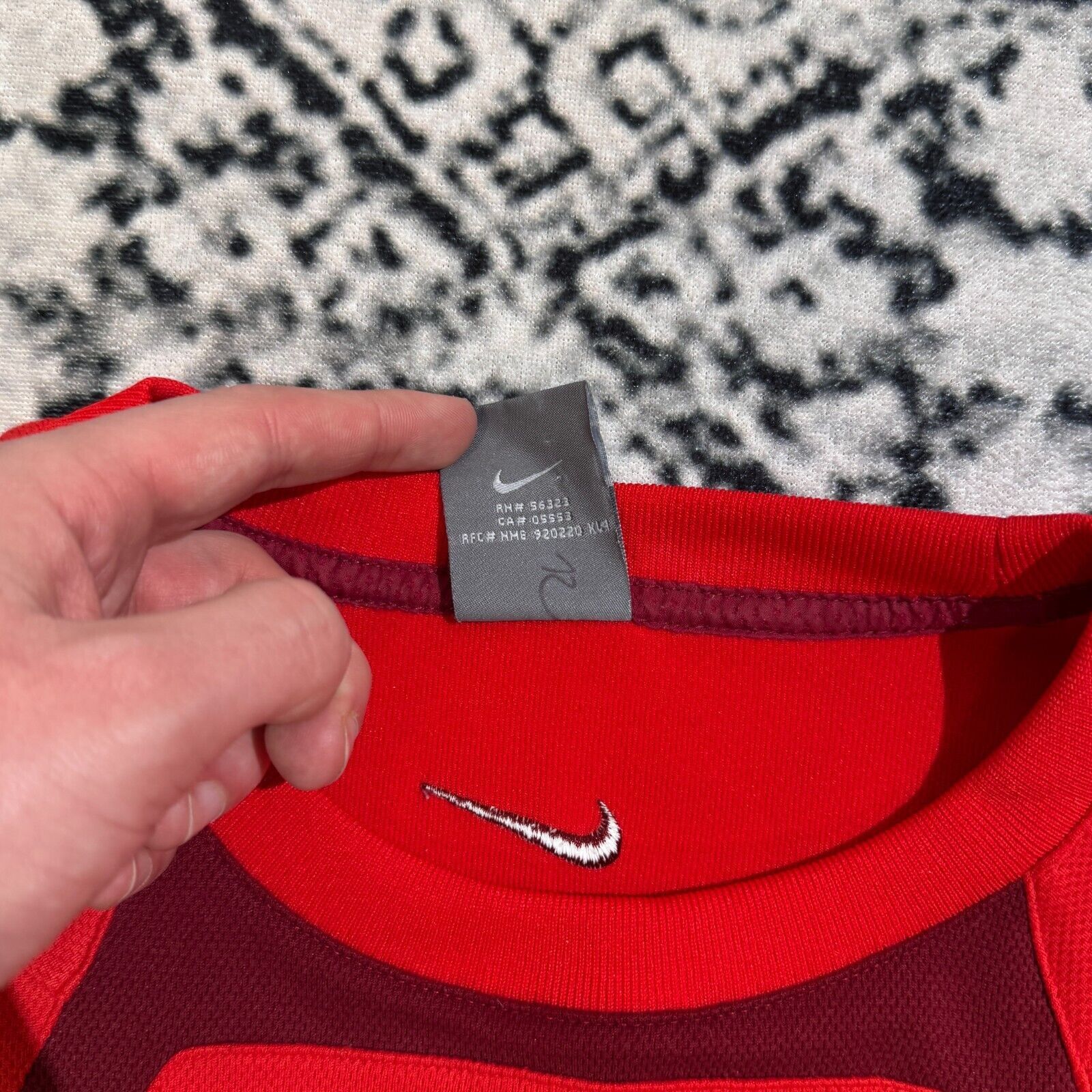 Nike × Vintage Vintage Nike Unisex Red Polyester Vest Jersey Tank Top SizeM Size US M / EU 48-50 / 2 - 6 Thumbnail