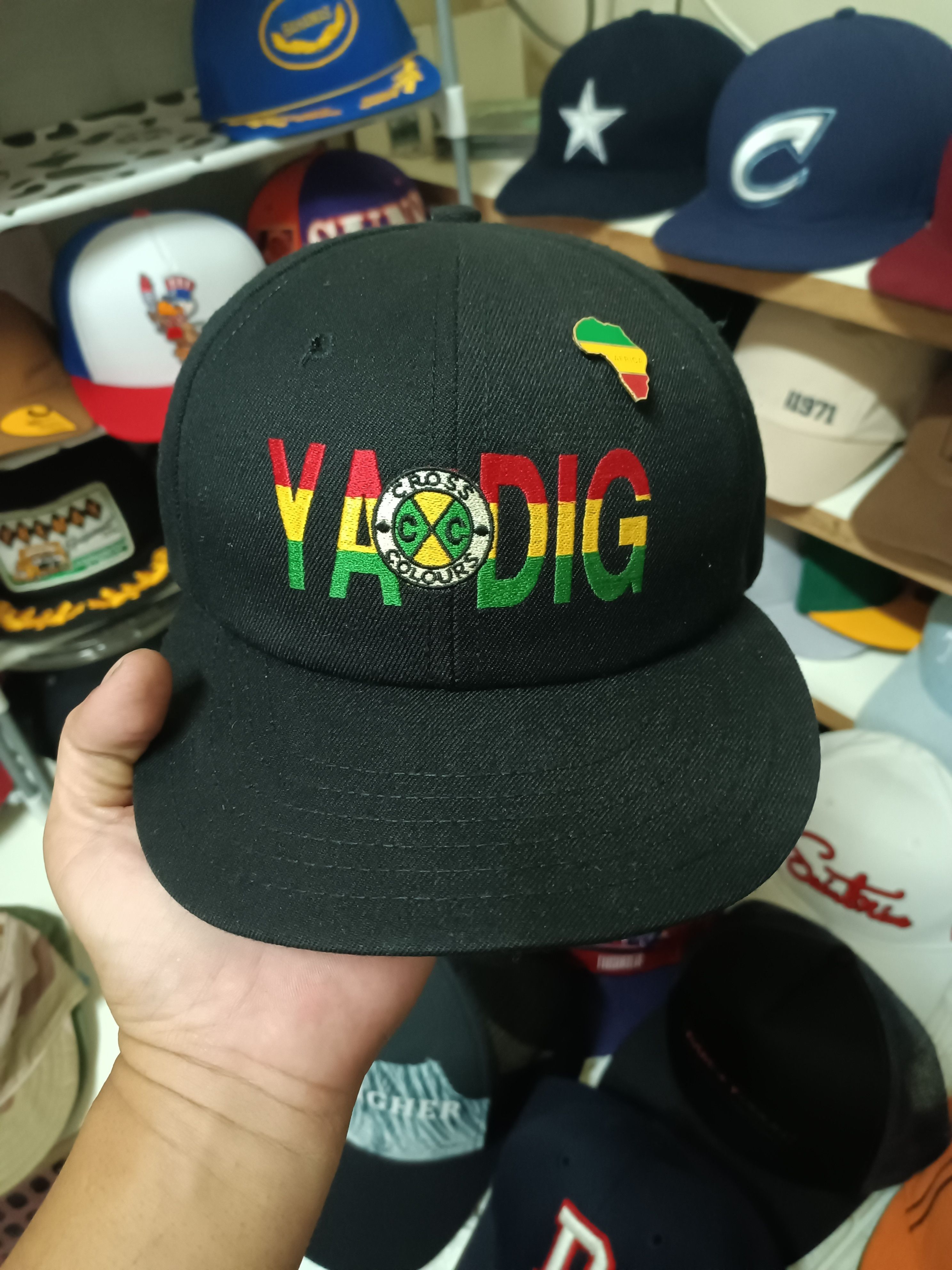 Cross Colours Vintage Cross Colours Snapback Size ONE SIZE - 1 Thumbnail