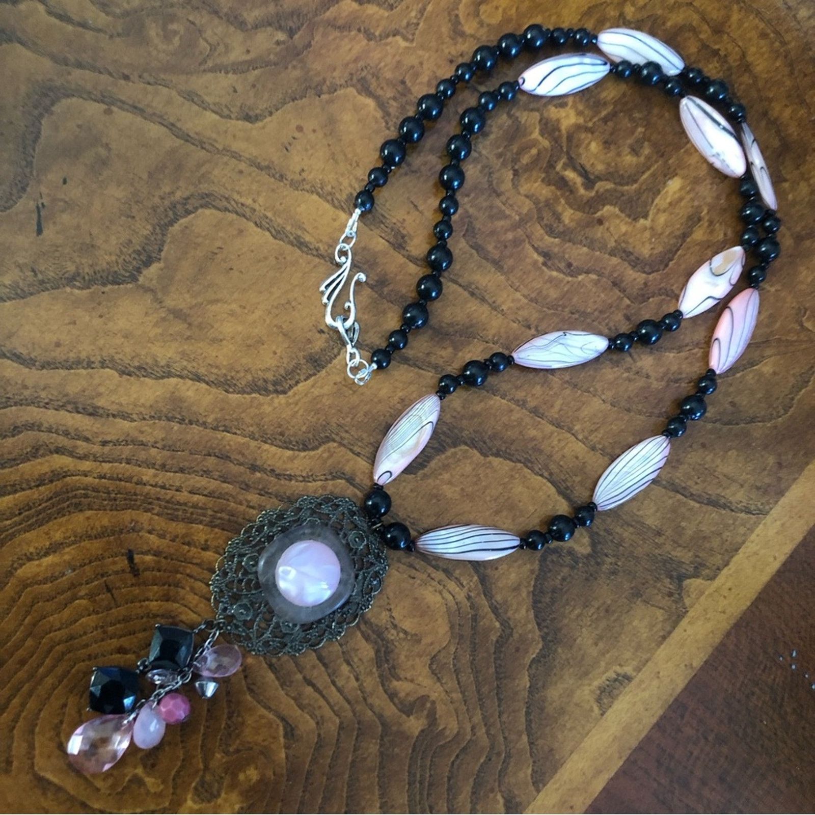 Handmade Handcrafted repurpose natural shell beaded pendant necklace Size ONE SIZE - 7 Thumbnail