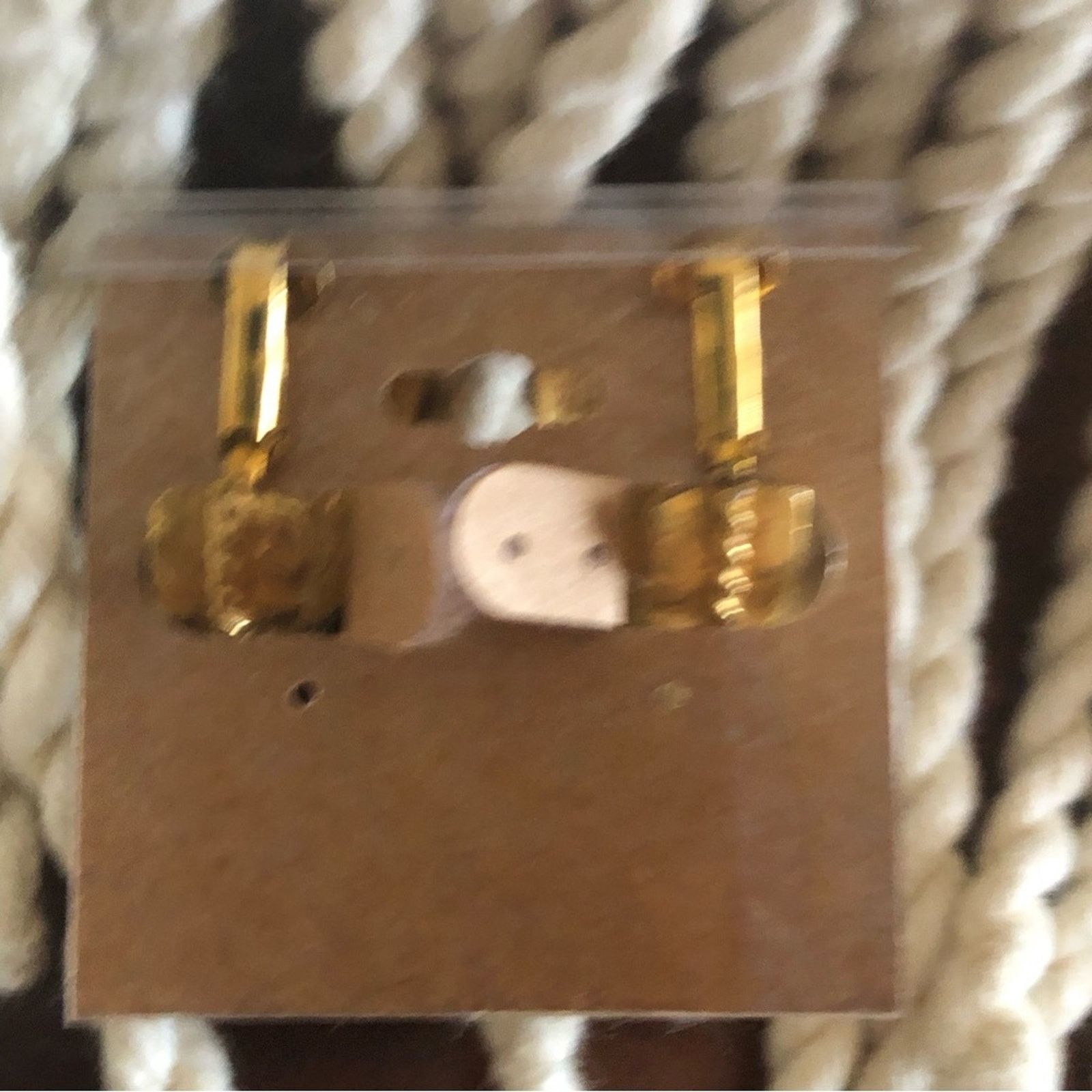Kenneth Jay Lane Vintage 70s-80s Kenneth Jay Lane matte gold clip on earrings Size ONE SIZE - 5 Thumbnail