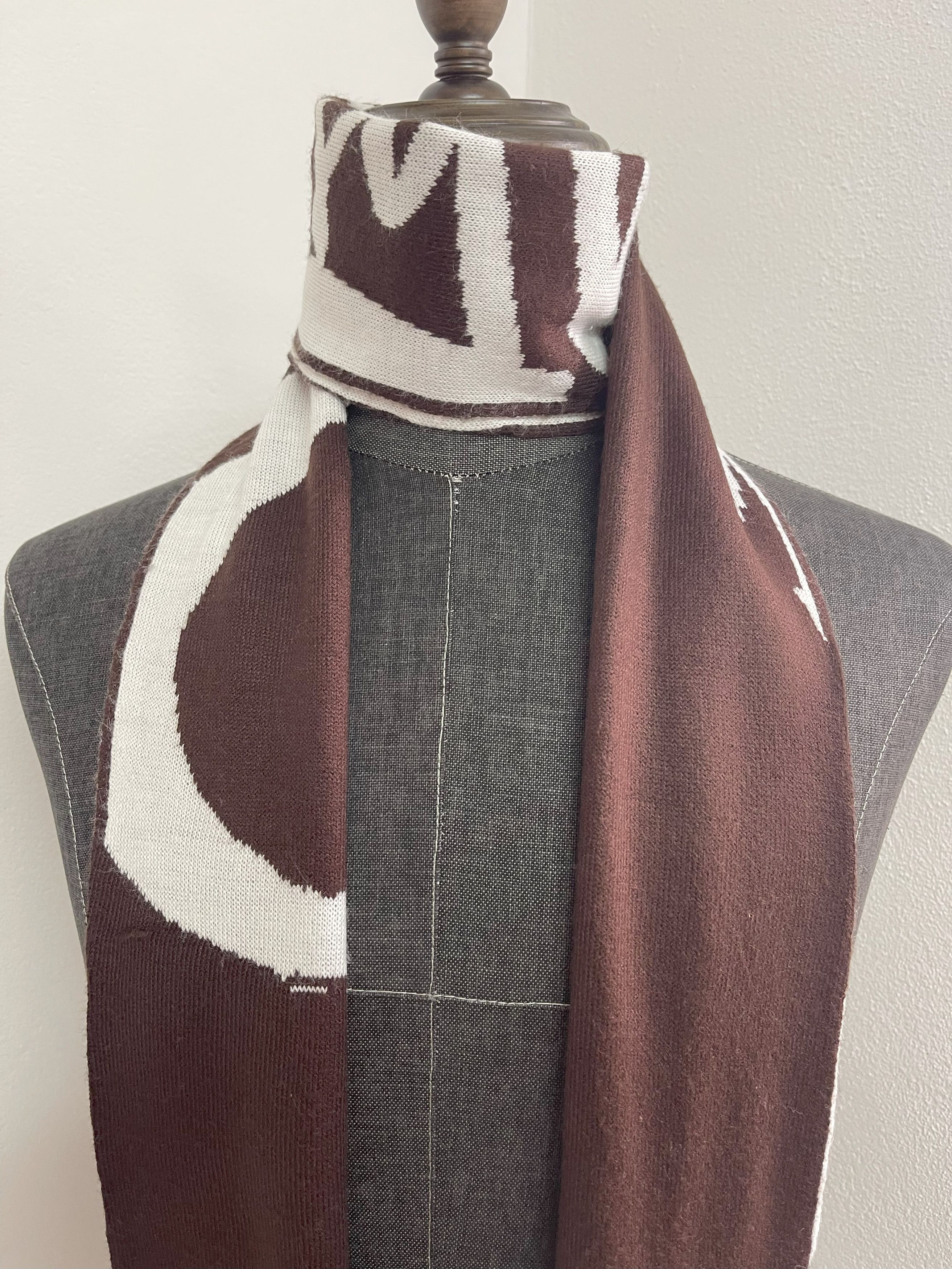 Quiksilver Vintage Quiksilver Mouse Scarf / Muffler - 6075 Size ONE SIZE - 2 Thumbnail