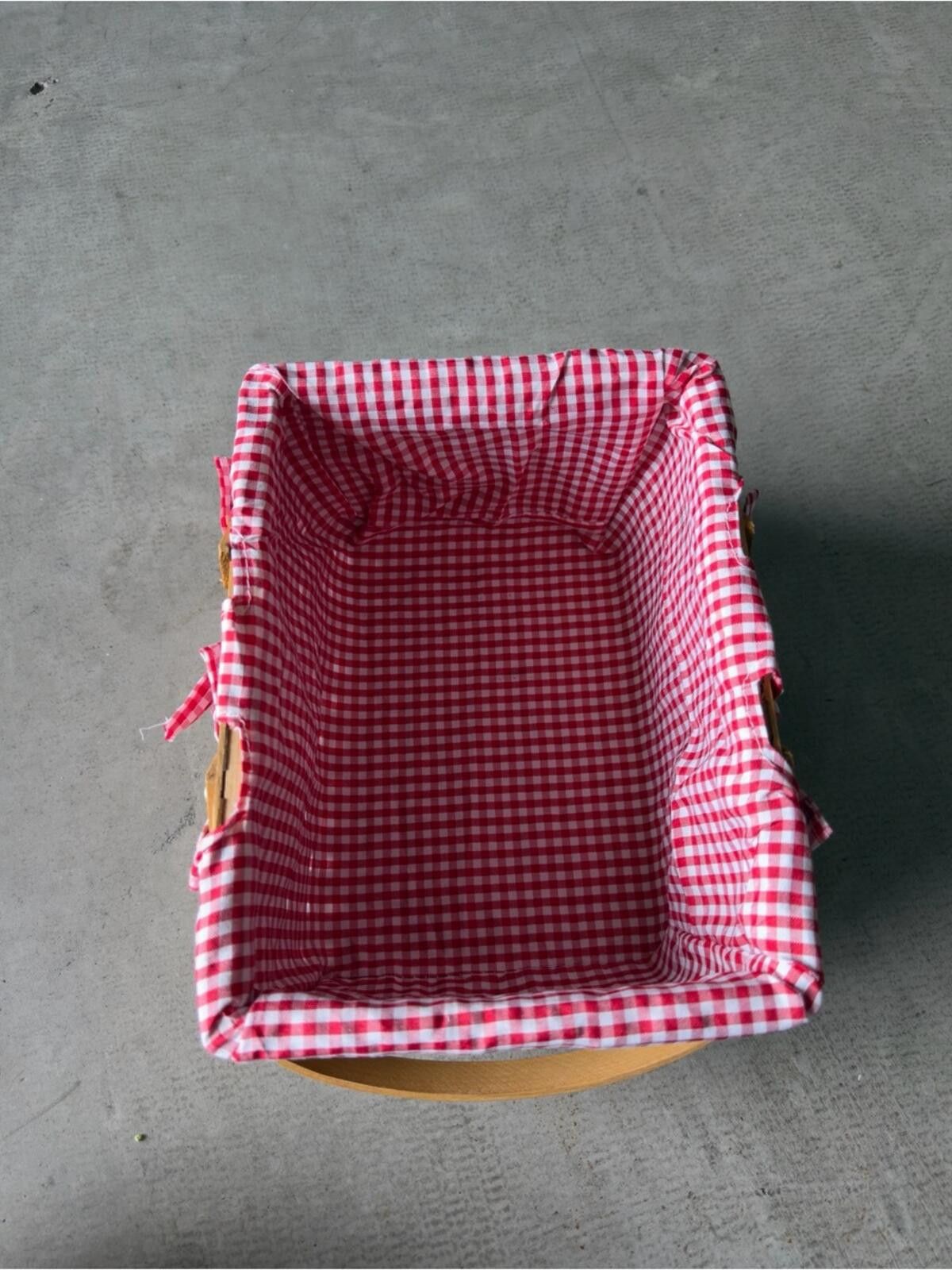 Other Woven Picnic Basket / Gingham Lined / Wooden Handle / Red Size ONE SIZE - 8 Thumbnail