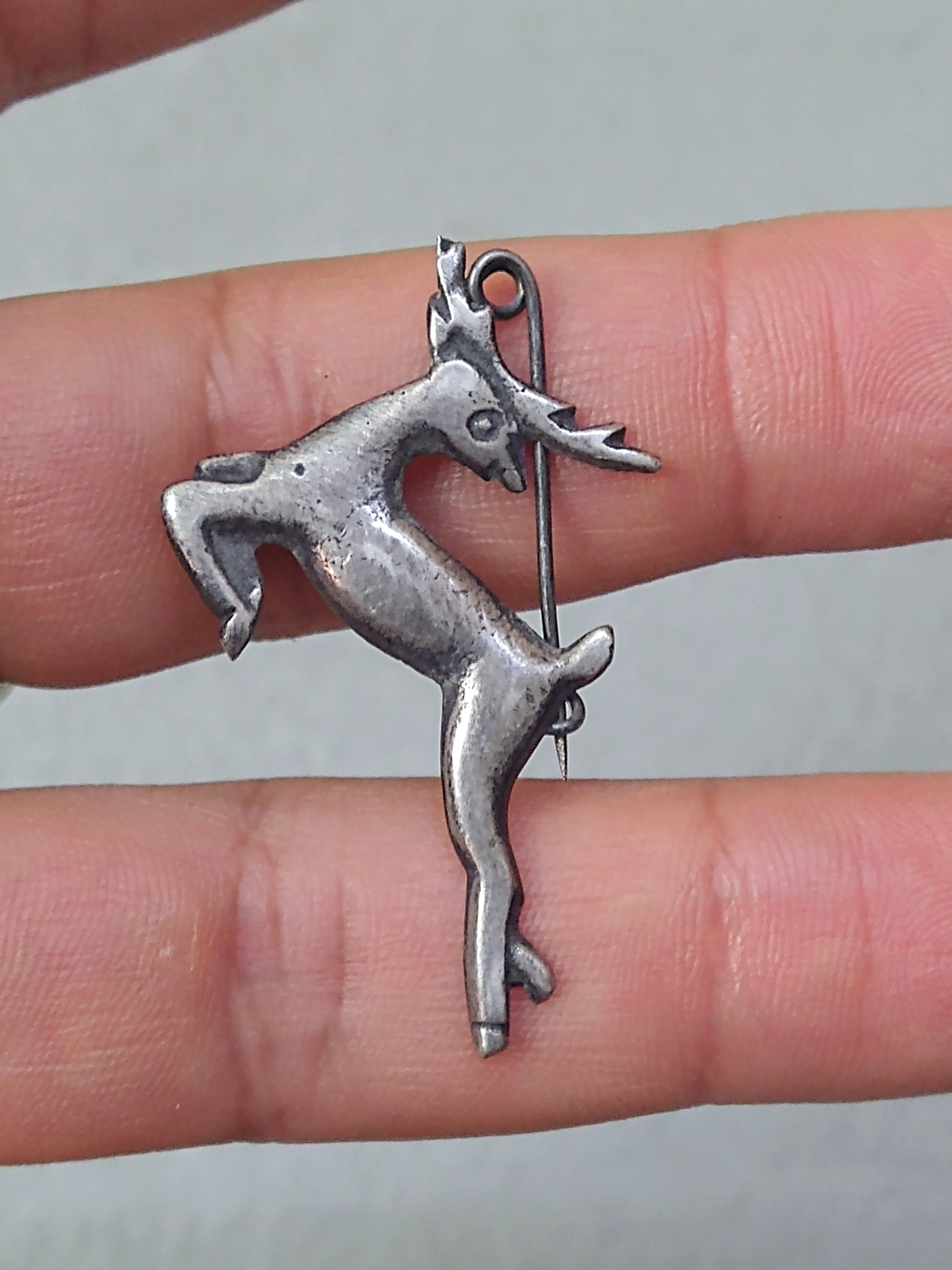 Jewelry × Vintage Vintage Sterling Silver Pin Brooch Deer Elk Reindeer Mexico Size ONE SIZE - 9 Thumbnail