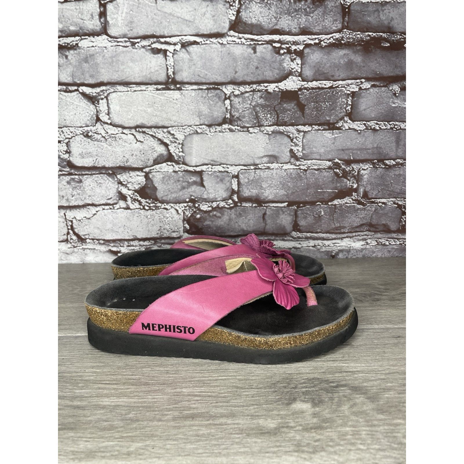 Mephisto Mephisto Violette Pink Leather Rose Flower Thong Cork Sandal Size US 6.5 / IT 36.5 - 19 Thumbnail