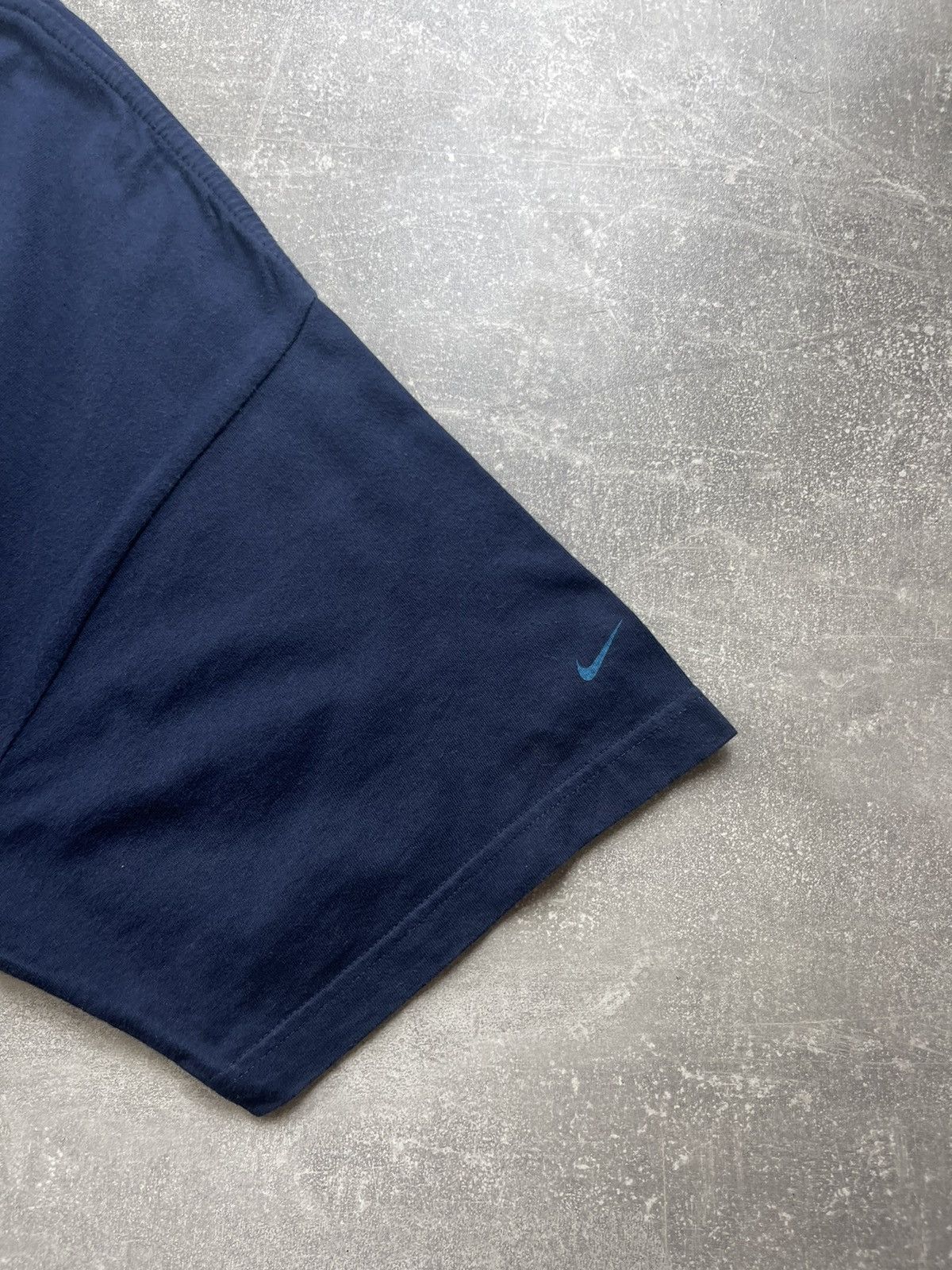 Nike Vintage Nike T-Shirt XL Navy Blue Spell Out Graffiti Logo Size US XL / EU 56 / 4 - 8 Thumbnail