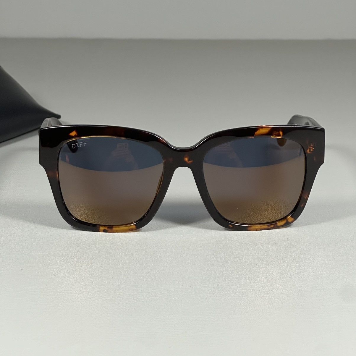 Other DIFF Bella II DI-GM171 Squared Tortoise Sunglasses Size ONE SIZE - 1 Thumbnail