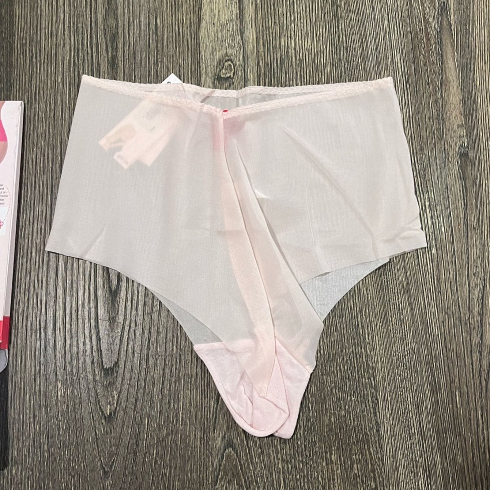 Spanx NWT Spanx Skinny Sheer Shaping Hipster Panty Pure Size XL Size 36" / US 14 / IT 50 - 10 Thumbnail