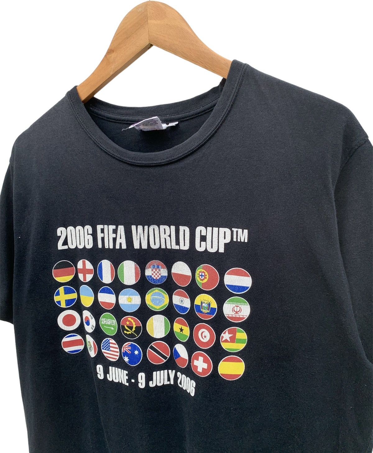 Vintage 2006 Fifa World Cup Tee Size US L / EU 52-54 / 3 - 3 Thumbnail