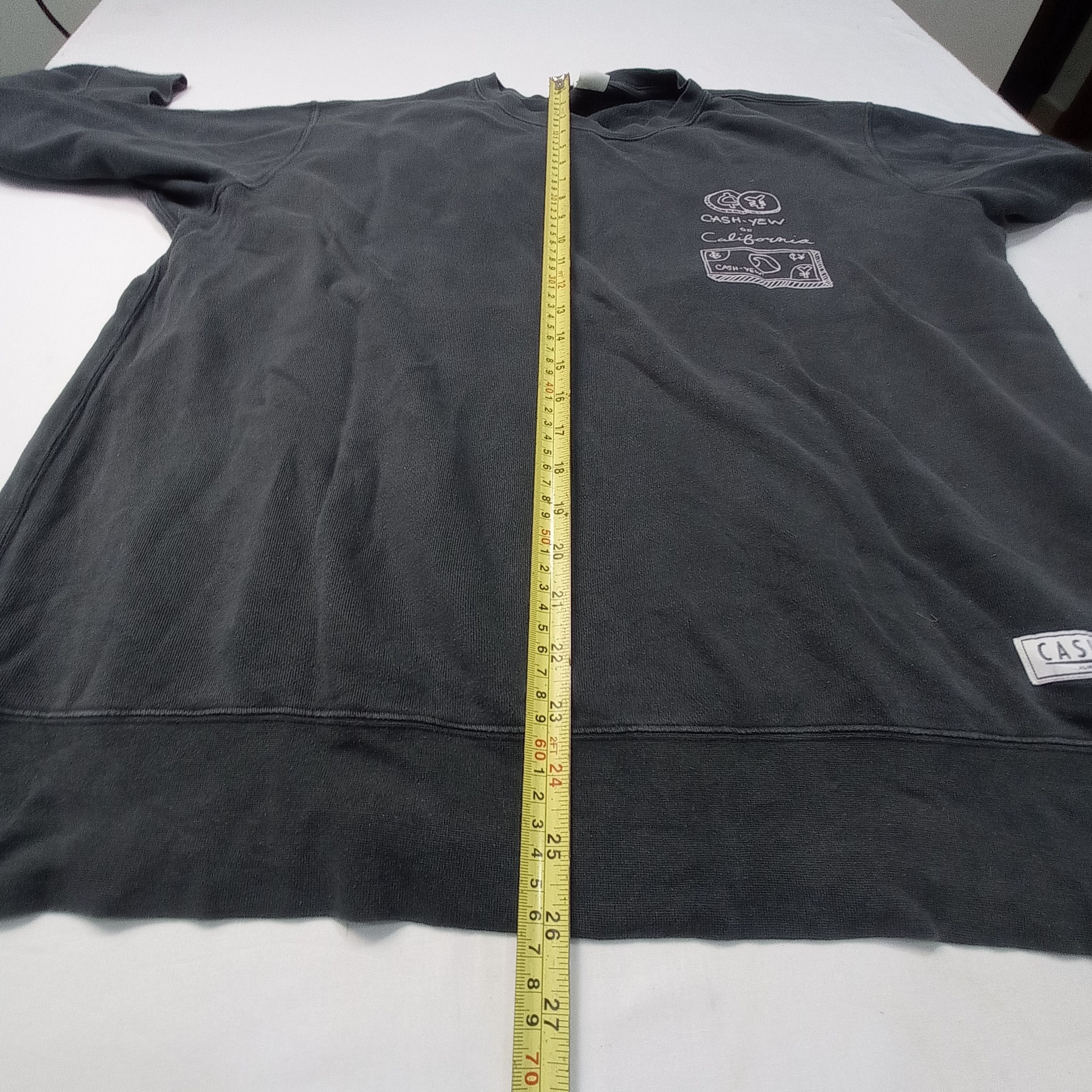 Uniqlo Uniqlo Almond Surfboards Sweatshirt Size US XL / EU 56 / 4 - 16 Thumbnail