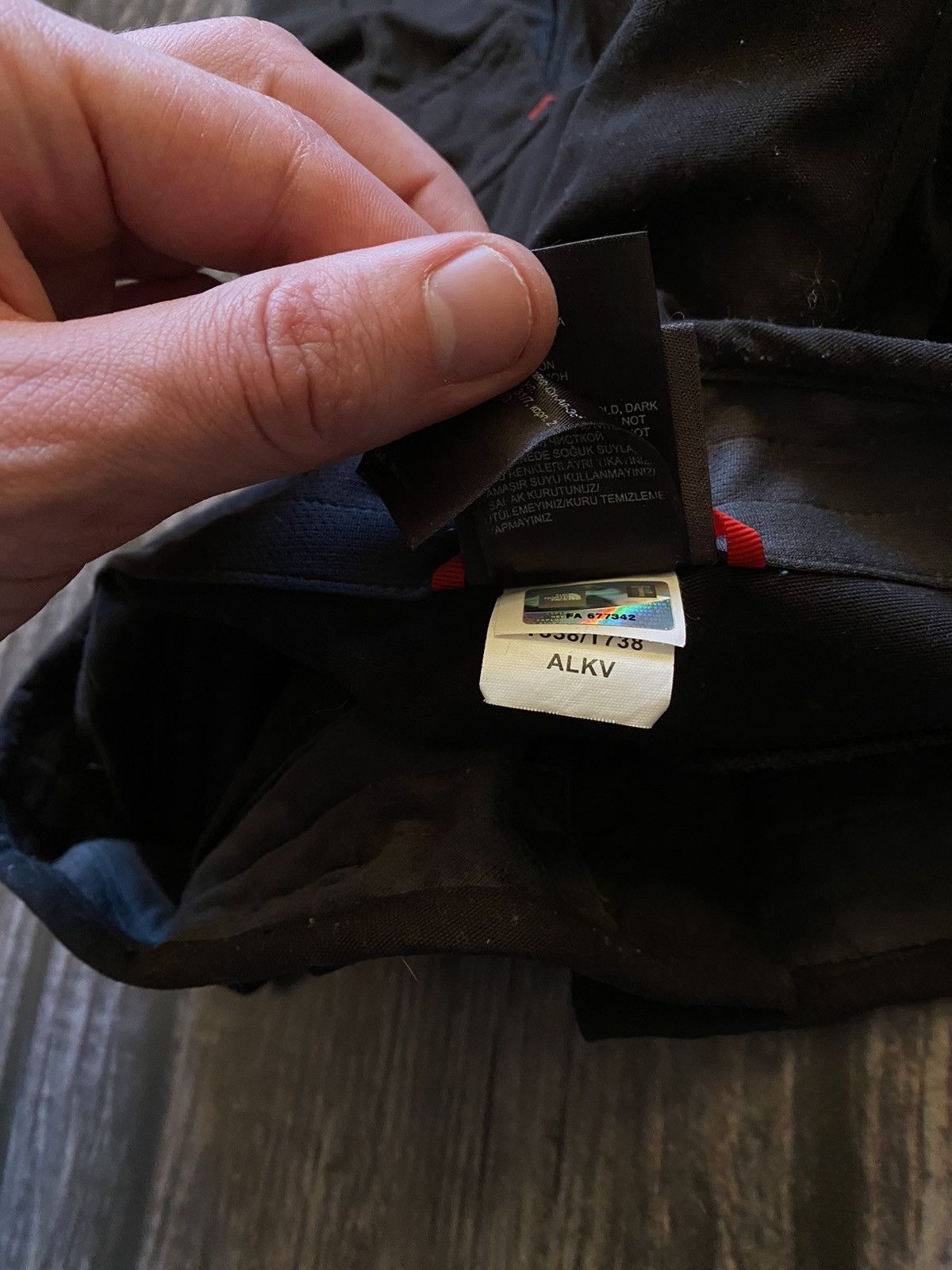 The North Face North Face Nylon Shorts Size US 30 / EU 46 - 9 Thumbnail