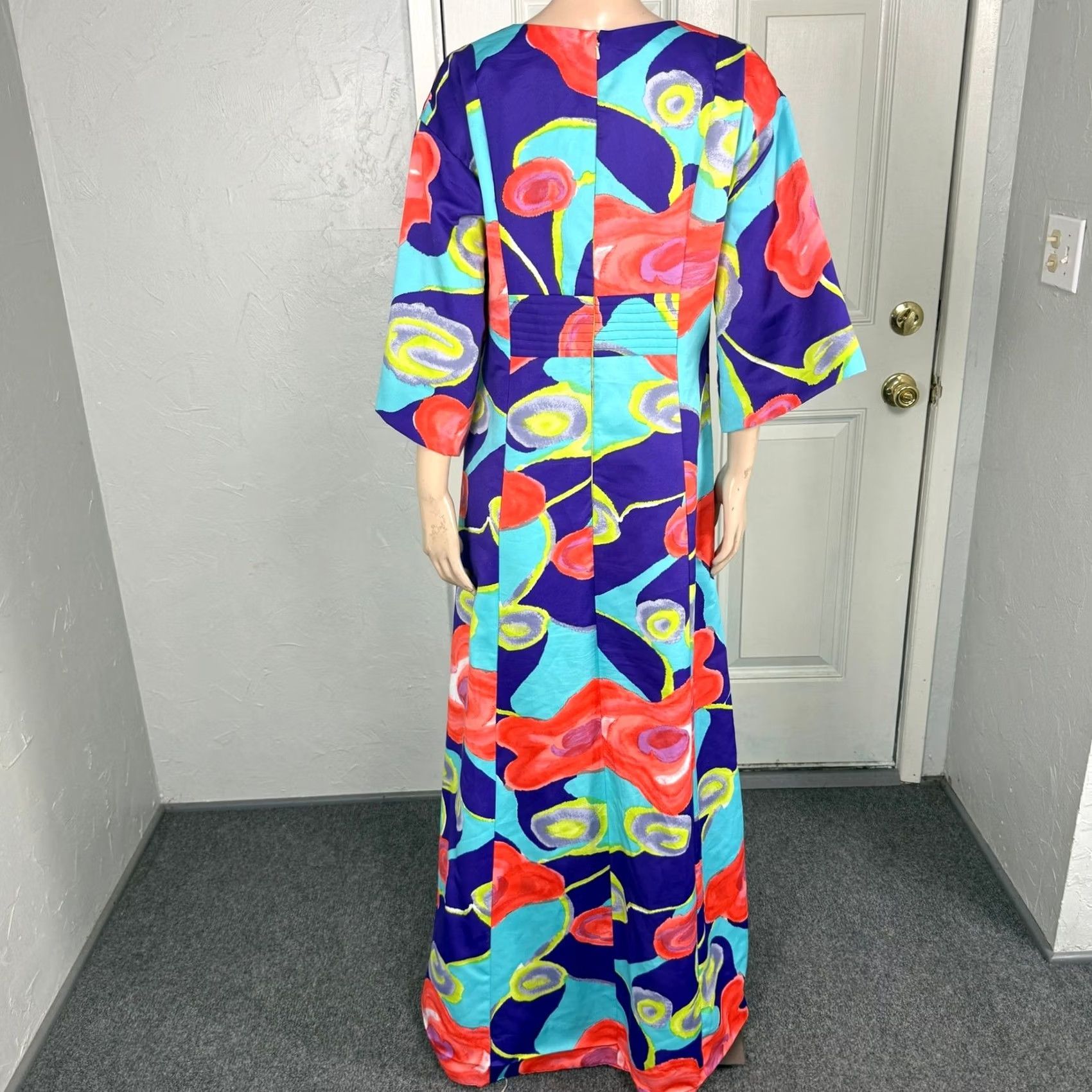 Etro VINTAGE 70s Tori Richard Dress Hawaiian Polyester Maxi Purple Bohemian Casual Men's? No, Womens? 58" length (Bust 38, Waist 34, Hips 50) Size ONE SIZE - 4 Thumbnail