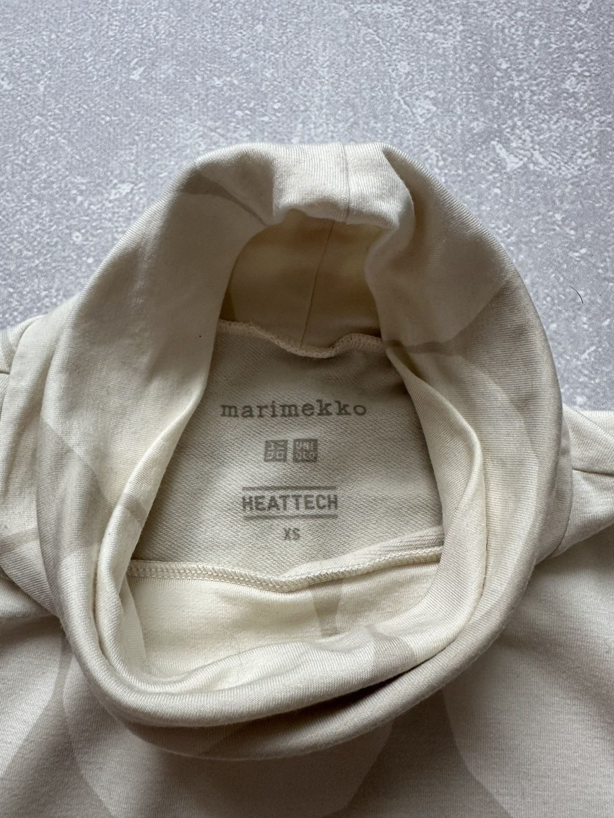Marimekko Uniqlo x Marimekko Heattech Turtleneck Long Sleeve JAPAN XS Size XS / US 0-2 / IT 36-38 - 4 Thumbnail
