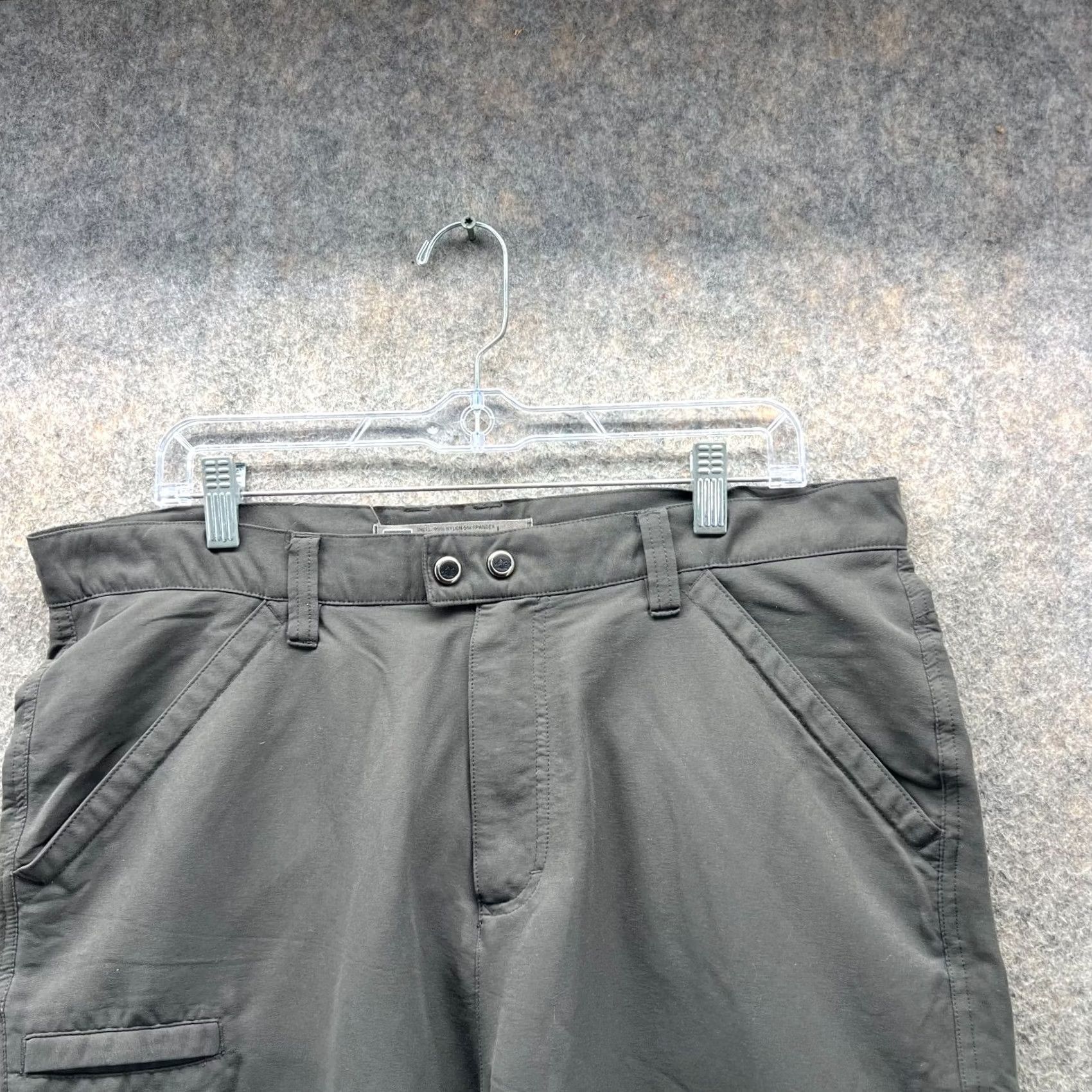 Vintage REI Shorts Men 36 Gray Nylon Cargo Flat Front Inseam 13 Outdoor Casual Travel Spring Summer Fall Mens Size US 36 / EU 52 - 3 Thumbnail