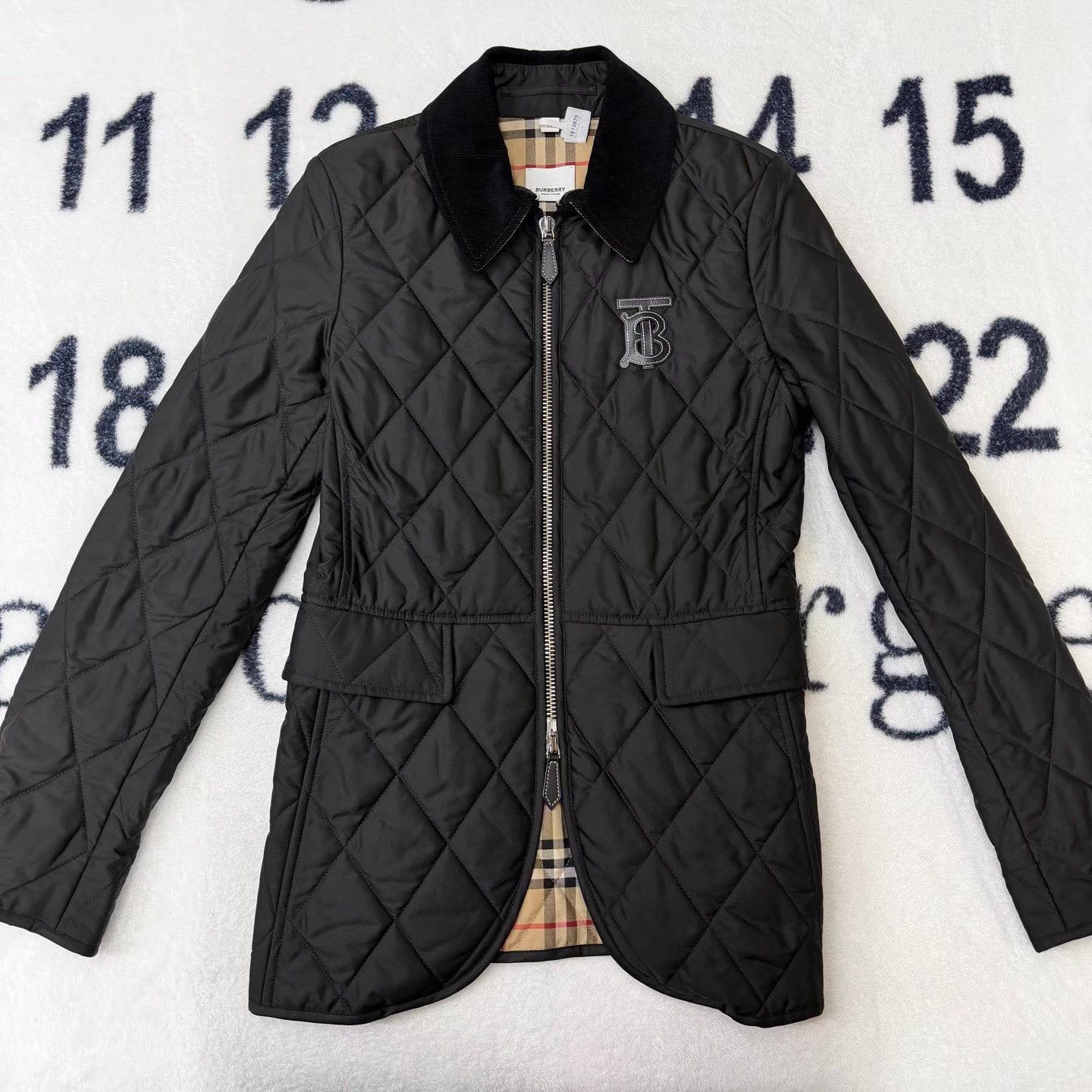 Burberry Black Quilted Light Jacket - XS Size US XS / EU 42 / 0 - 1 Thumbnail