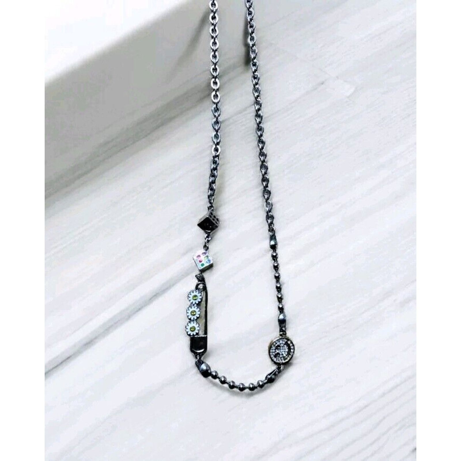 Other Girls Necklace Fashion Jewelry Silver Tone Smiley Face Pin Size ONE SIZE - 14 Thumbnail