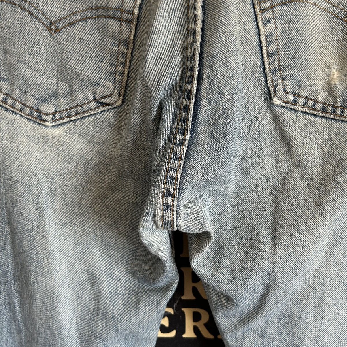 Levi's Vintage Levi’s 505 USA Washed Blue Distressed Denim Size US 35 - 10 Thumbnail