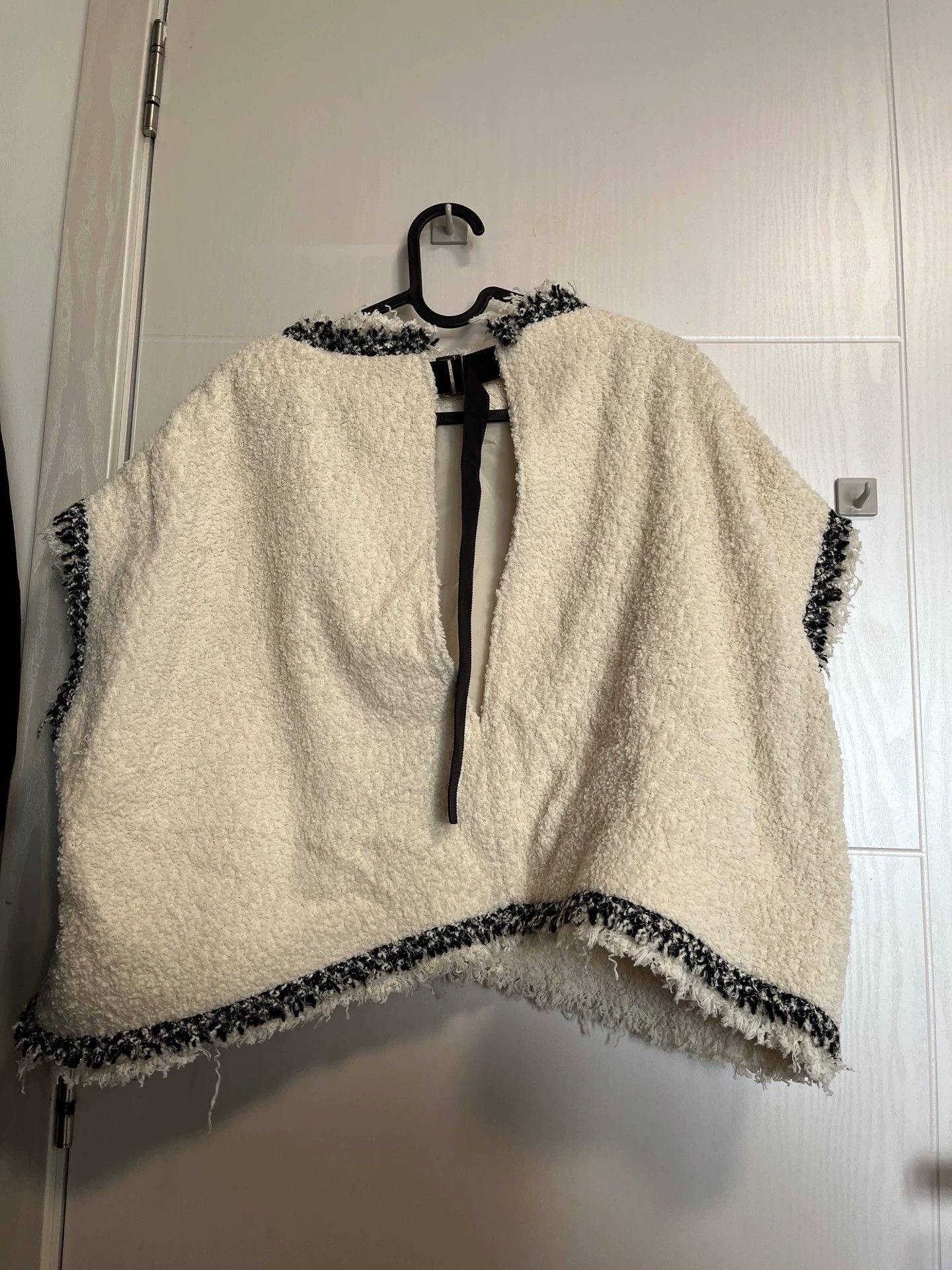 Sacai sacai wool vest size 2 soft dry cleaned minor stain Size L / US 10 / IT 46 - 2 Thumbnail