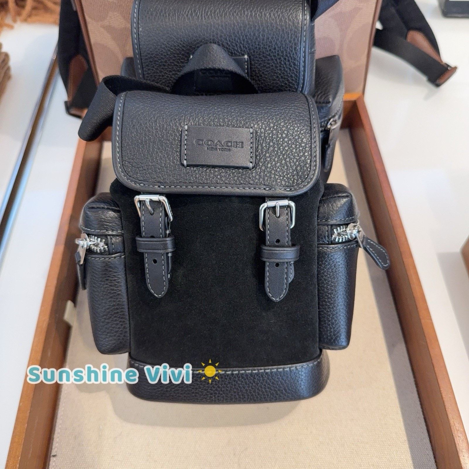 Coach NWT Coach Sprint Sling Pack Silver Black Suede leather CCE79 Size ONE SIZE - 1 Thumbnail