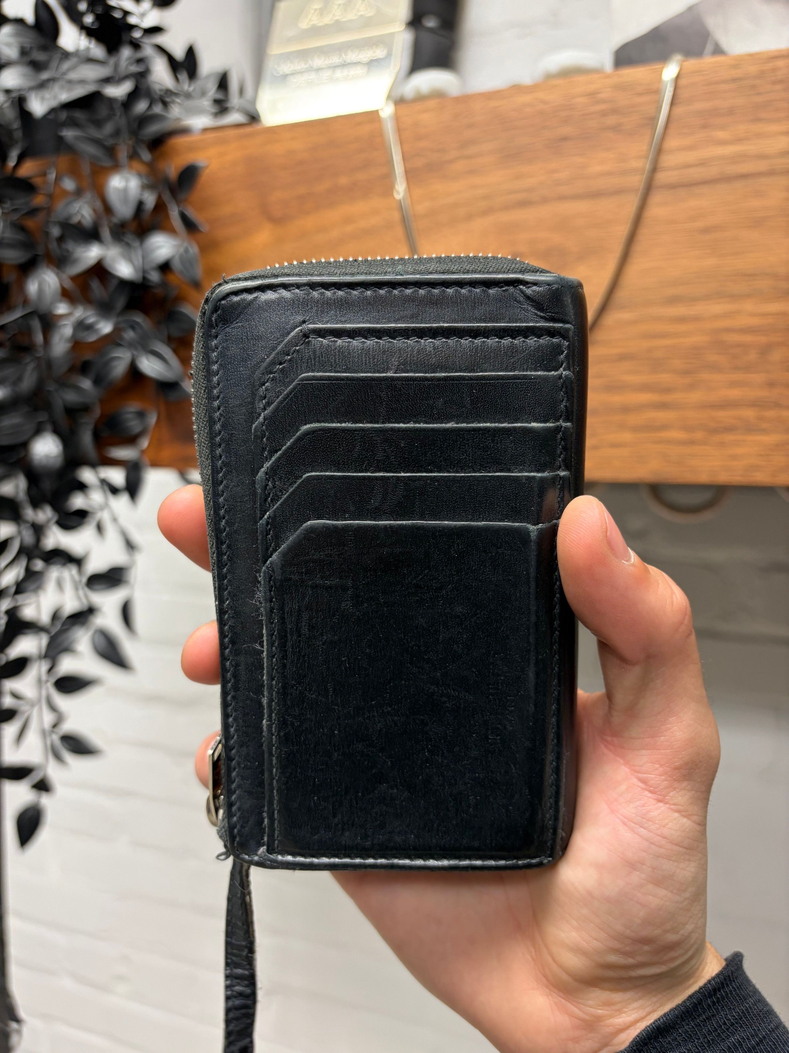 Saint Laurent Paris Saint Laurent Black Calfskin Leather ‘Keyhook’ Cardholder Size ONE SIZE - 3 Thumbnail
