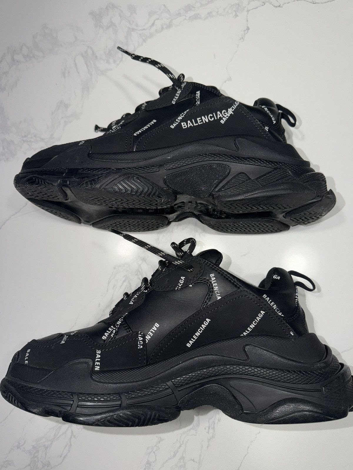 Balenciaga TRIPLE S ALL OVER LOGO BLACK Size US 8.5 / EU 41-42 - 3 Thumbnail