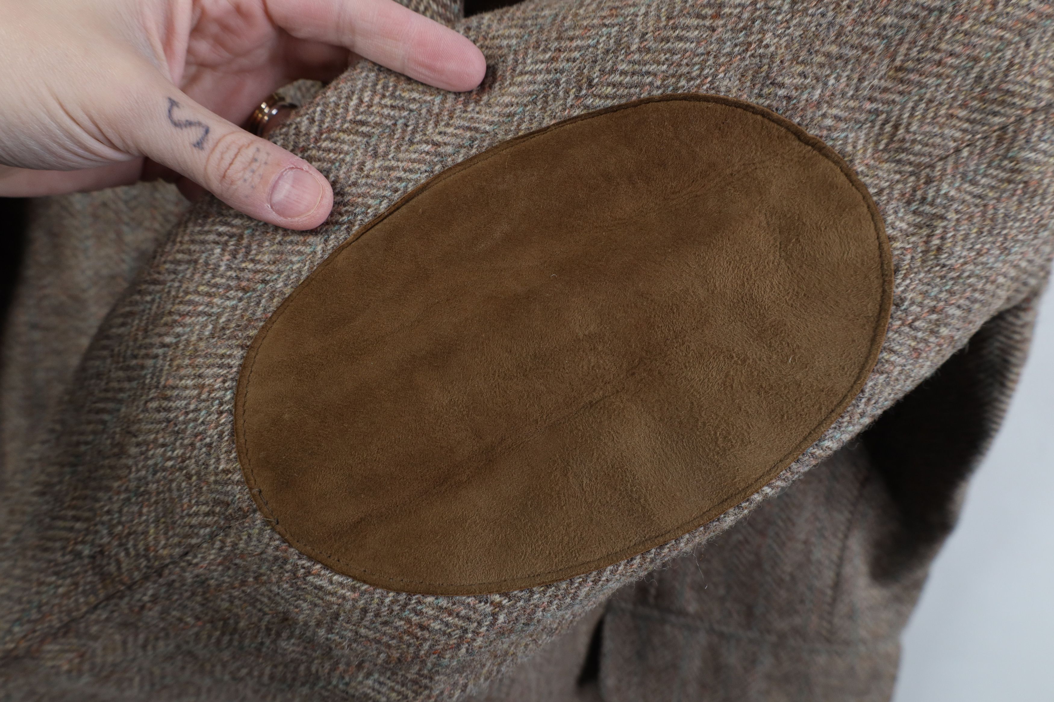 Vintage Vintage 90s Herringbone Suede Patch Suit Blazer Jacket USA Size US XXL / EU 58 / 5 - 4 Thumbnail