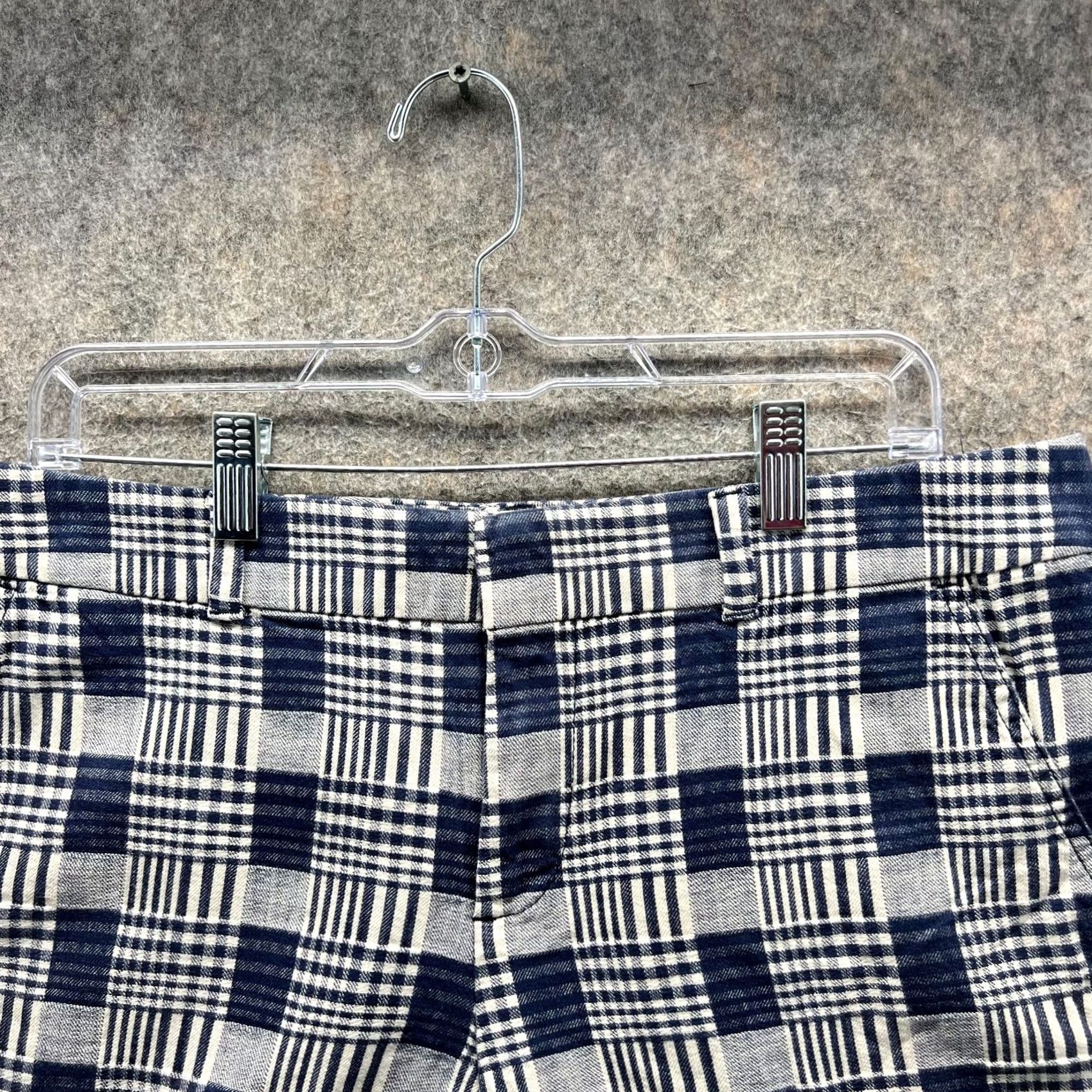 Tommy Hilfiger Tommy Hilfiger Shorts Womens 10 Blue White Chino Flat Front Cotton Glen Check Size 32" / US 10 / IT 46 - 7 Thumbnail
