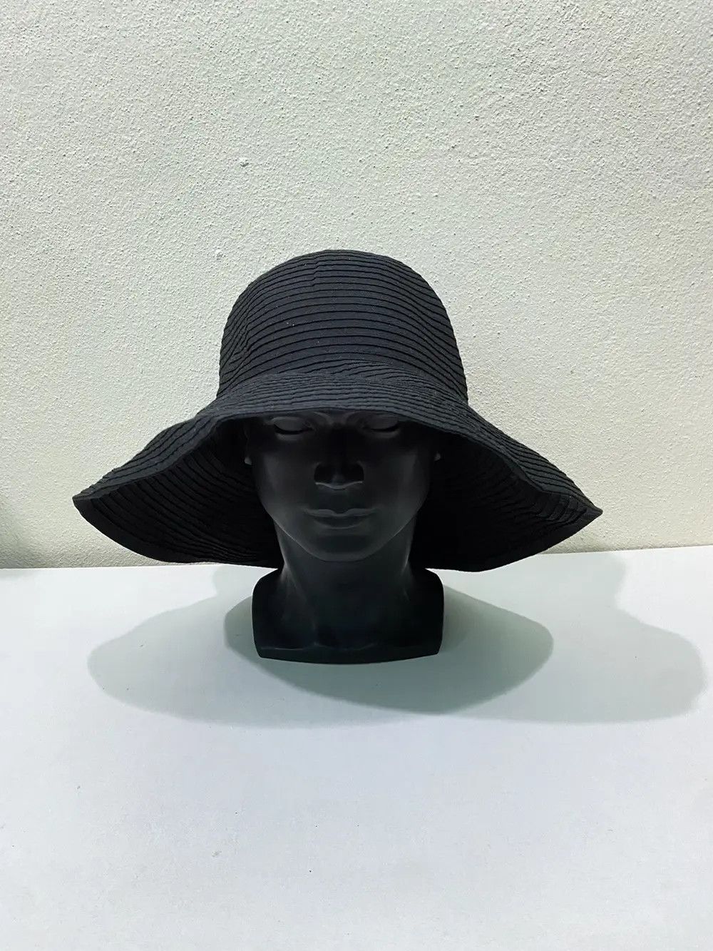H&M × Vintage H&M Plain Bucket Hat Size ONE SIZE - 3 Thumbnail
